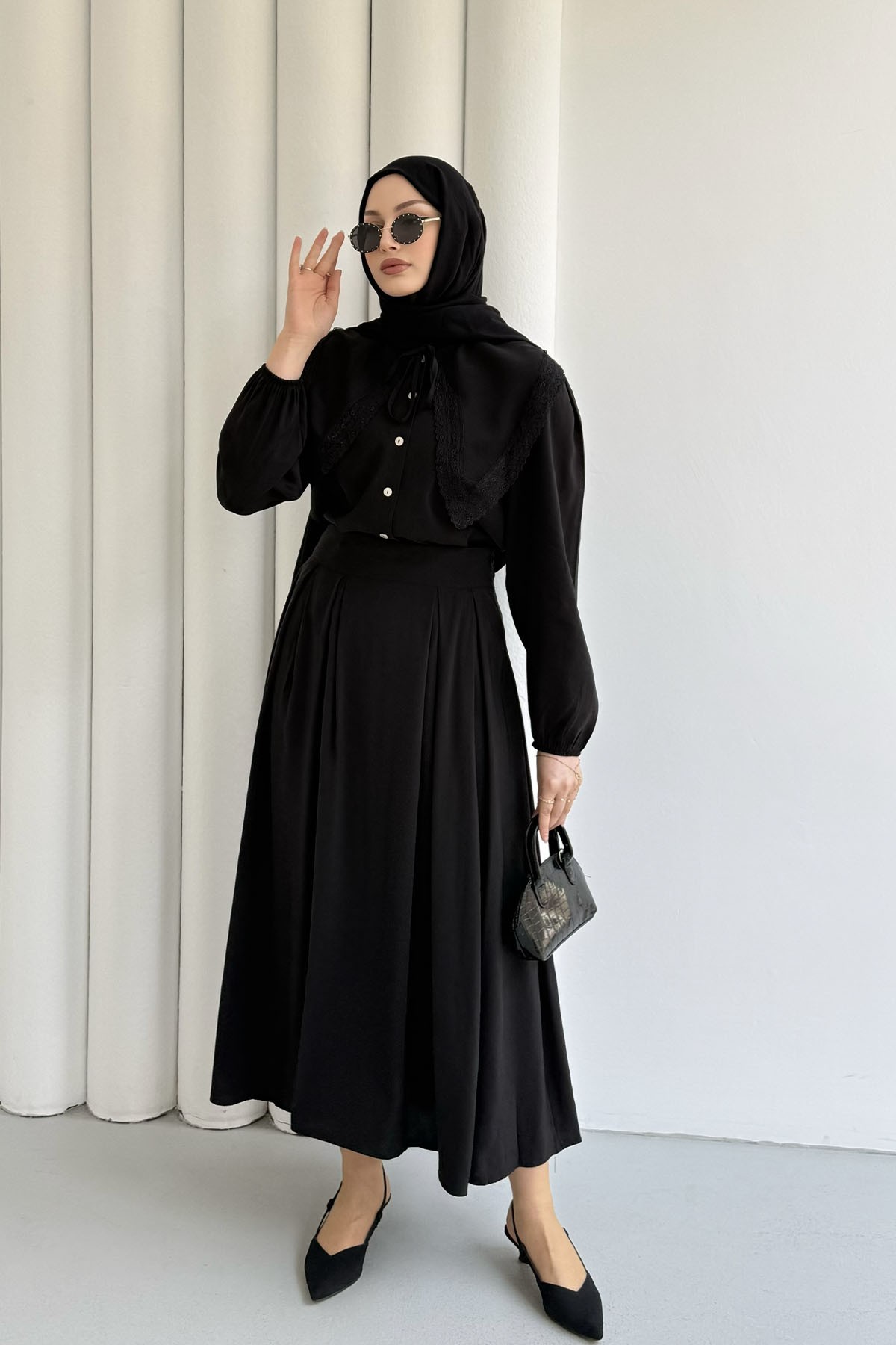 Bebe Yaka Dantel Detaylı Etekli Tesettür Takım-SİYAH