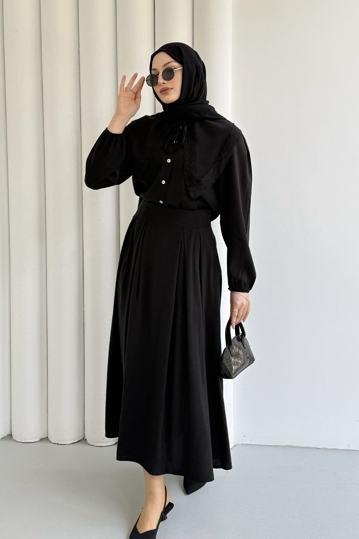 Bebe Yaka Dantel Detaylı Etekli Tesettür Takım-SİYAH