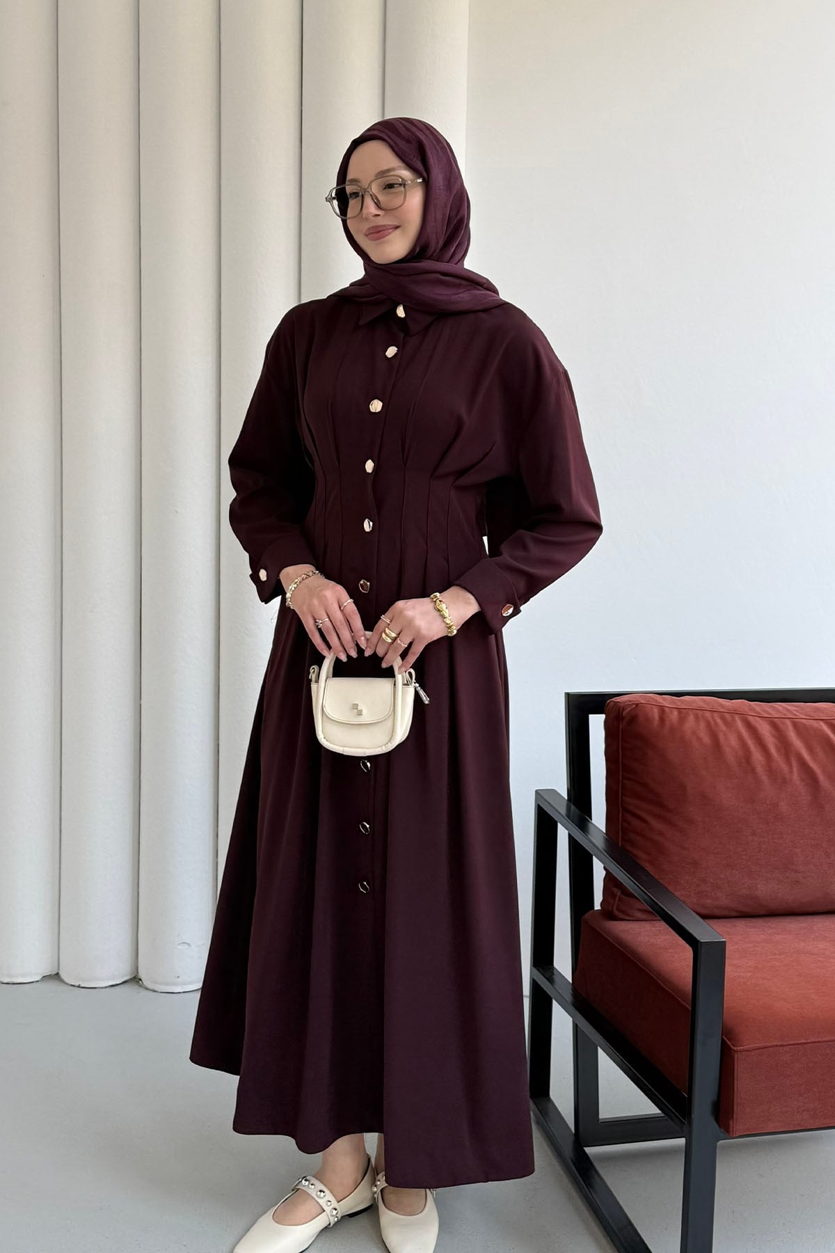 Bel Sason Detaylı Ön Düğmeli Linda Kumaş Tesettür Elbise-BORDO