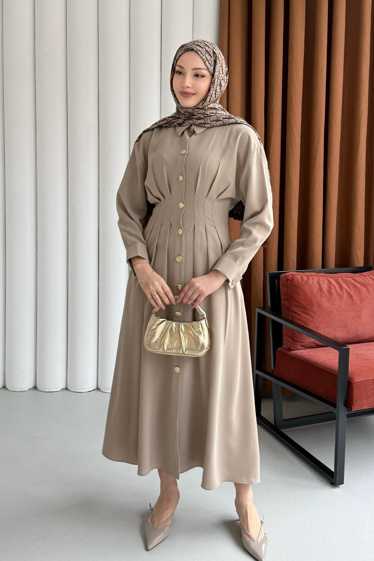 Bel Sason Detaylı Ön Düğmeli Tensel Tesettür Elbise-TAŞ