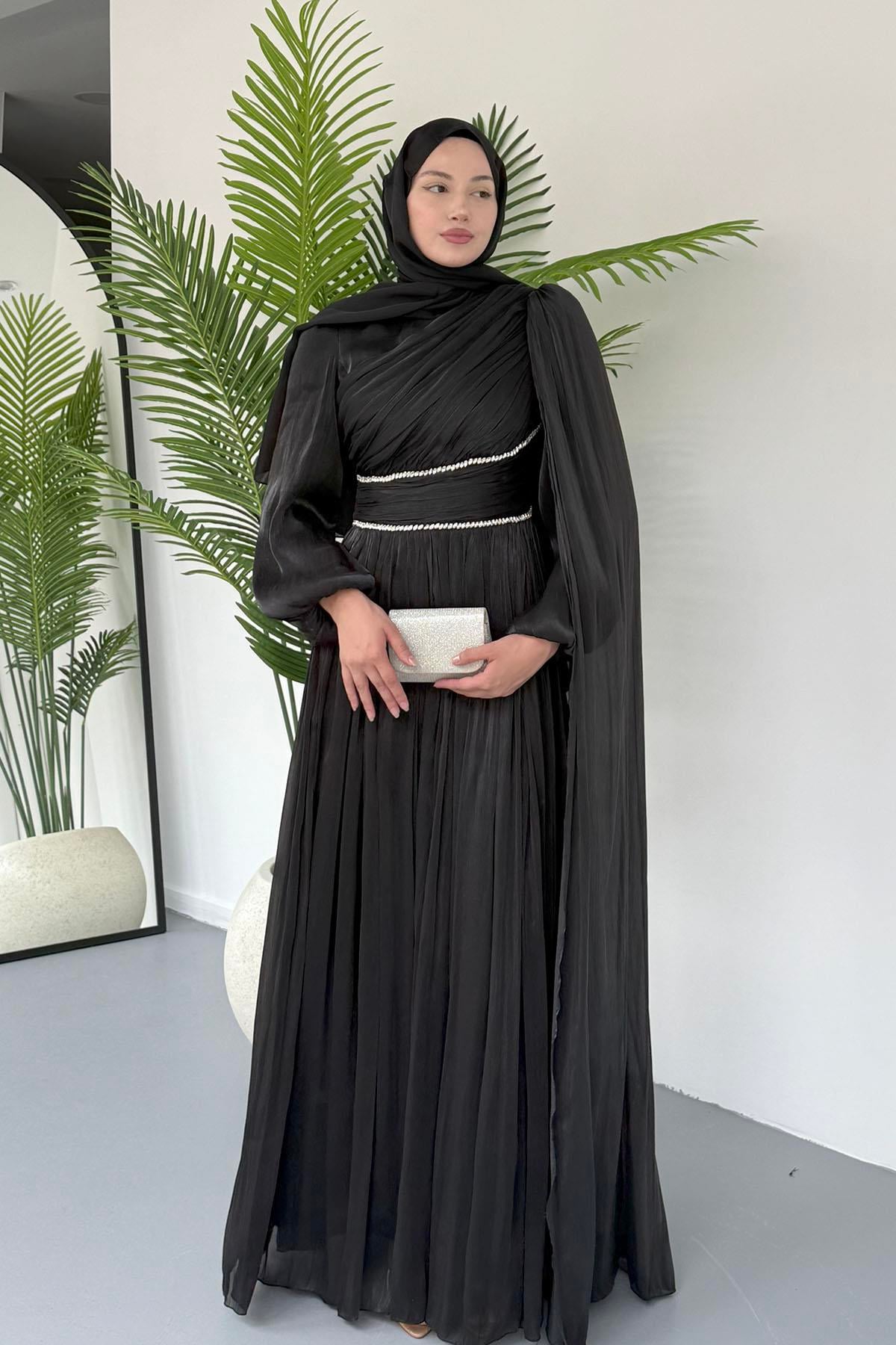 Belden Taş Kemer Geçişli Elara Pelerin Tesettür Abiye-SİYAH