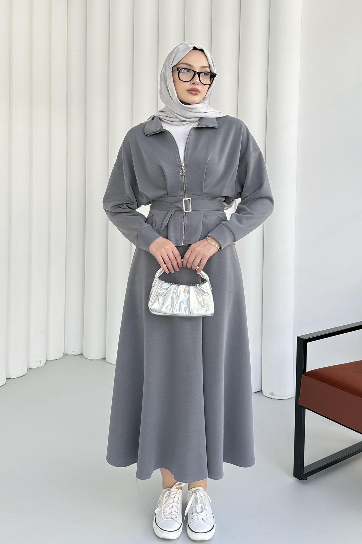 Beli Bağlamalı Fermuarlı Etekli Tesettür Takım-GRİ