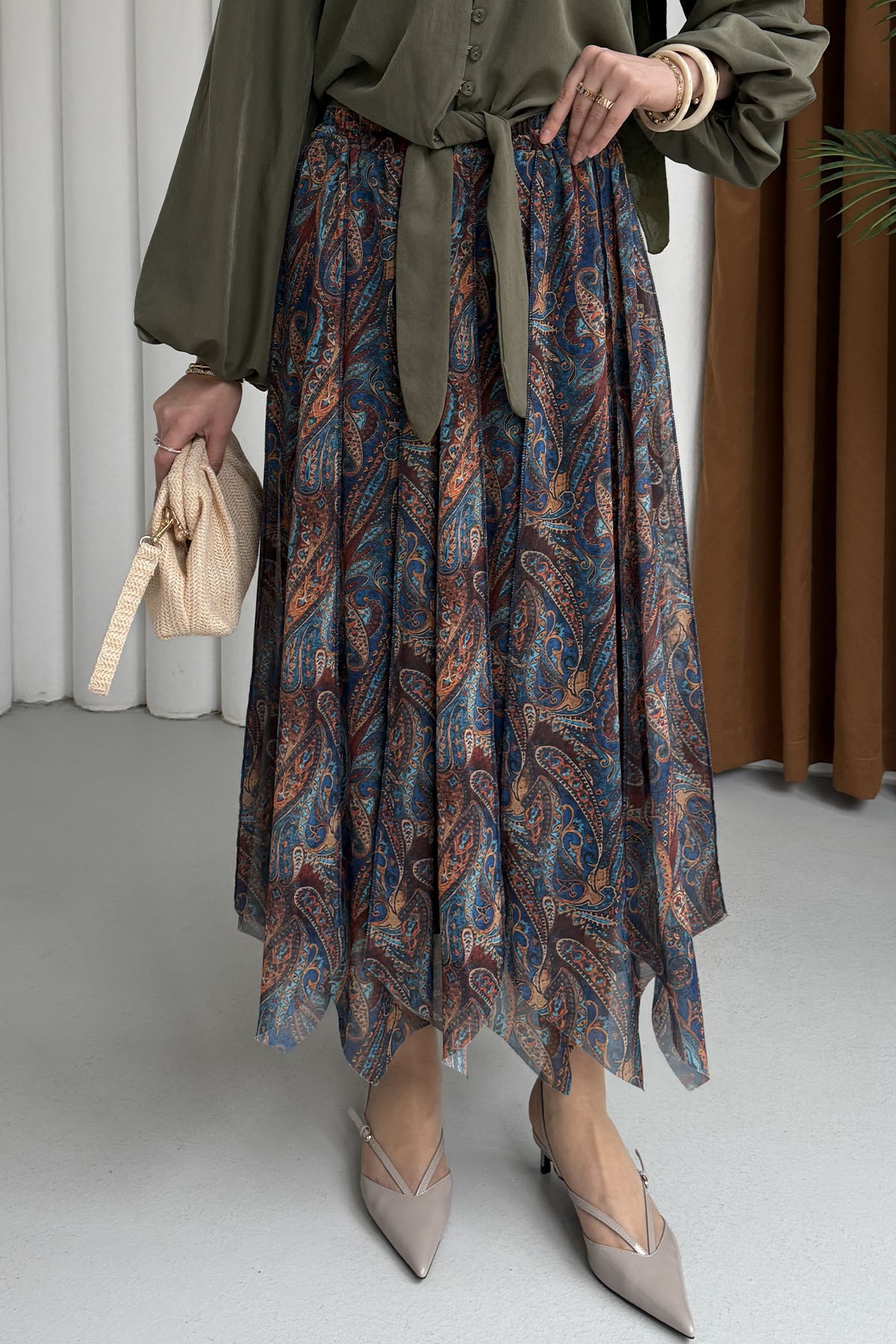 Beli Lastikli Asimetrik Kesin Şifon Etek-PETROL MAVİ