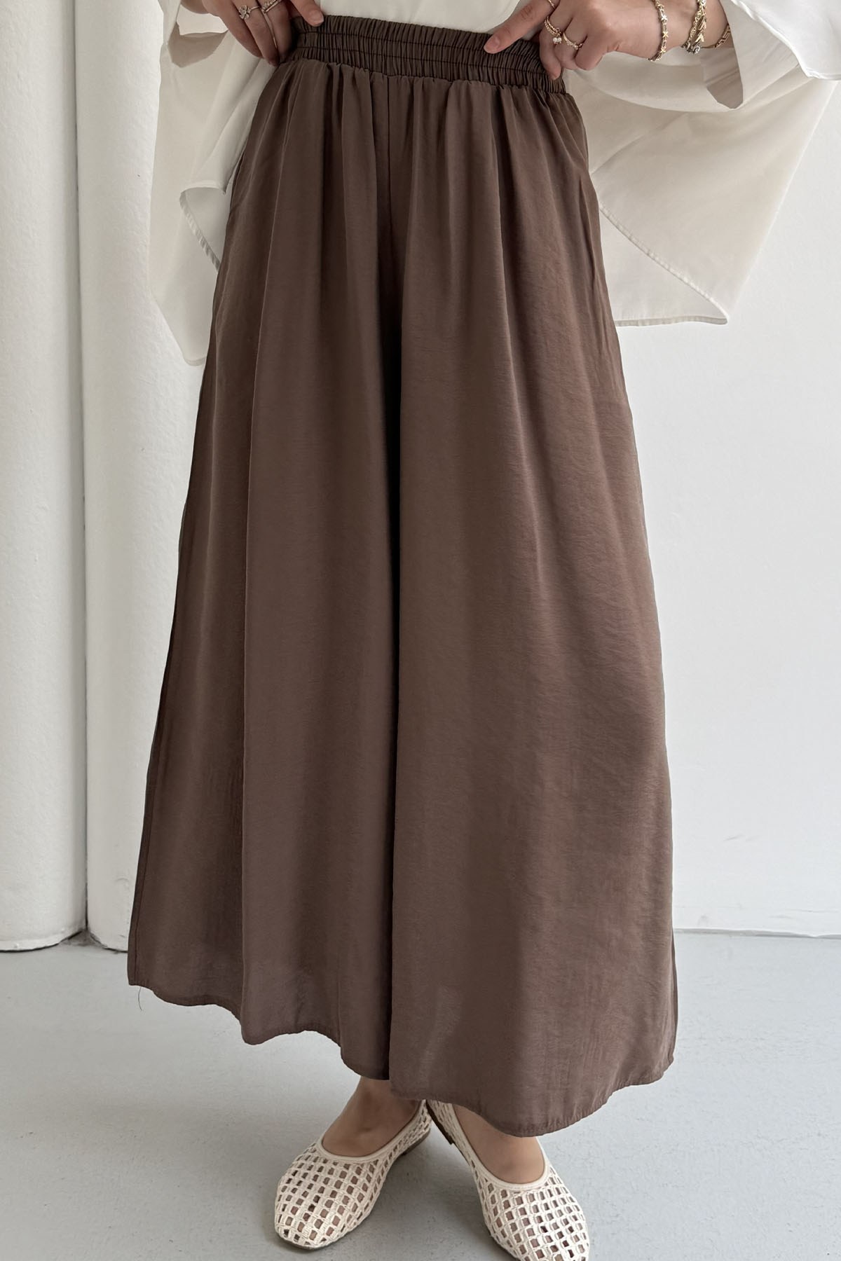 Beli Lastikli Bol Paça Pantolon-KAHVERENGİ