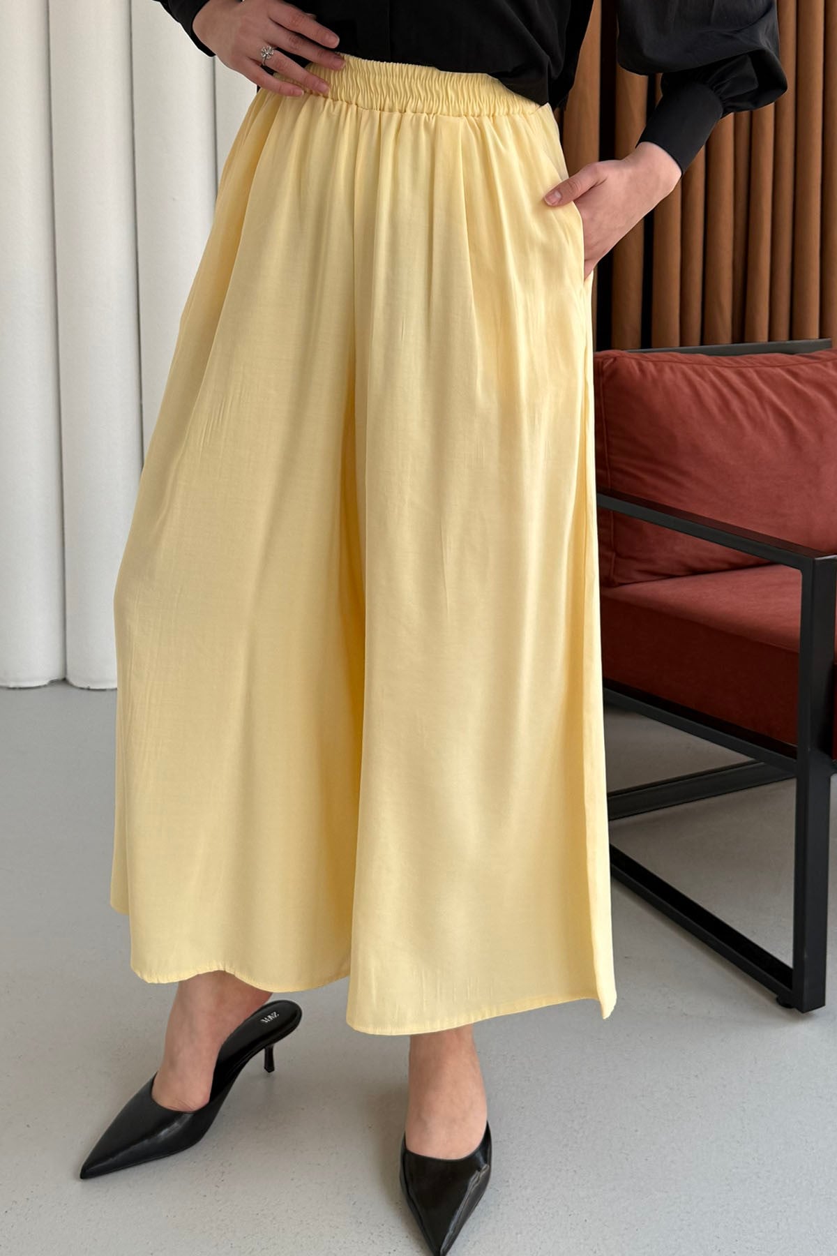 Beli Lastikli Bol Paça Pantolon-SARI