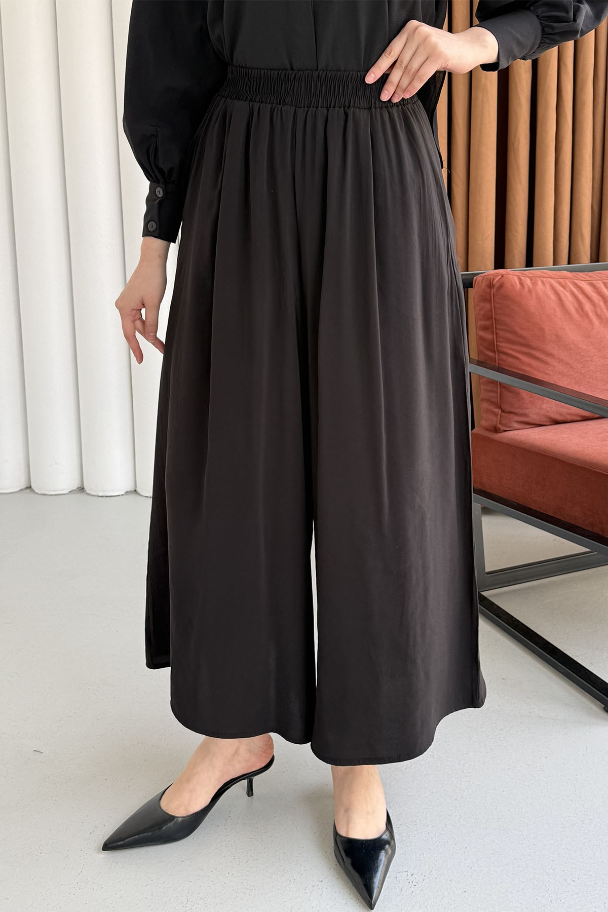 Beli Lastikli Bol Paça Pantolon-SİYAH