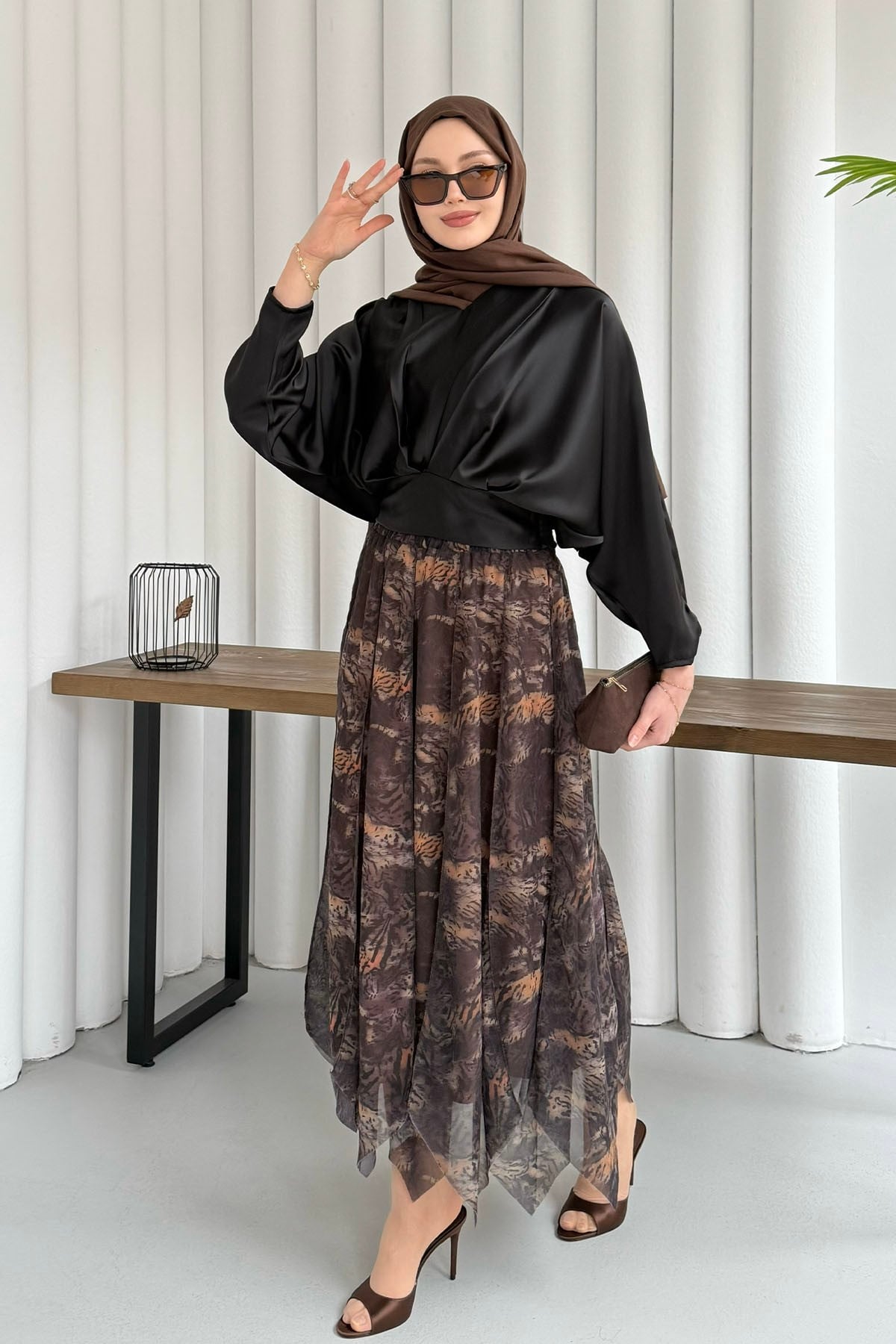 Beli Lastikli Çizgili Şifon Etek-KAHVERENGİ