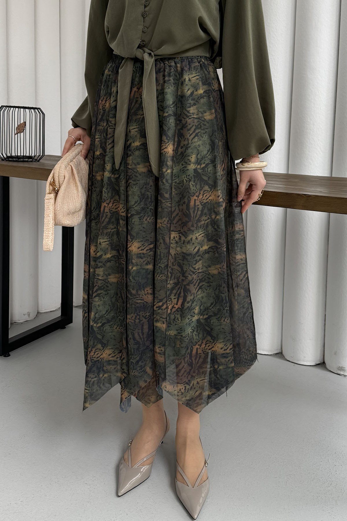 Beli Lastikli Çizgili Şifon Etek-YEŞİL