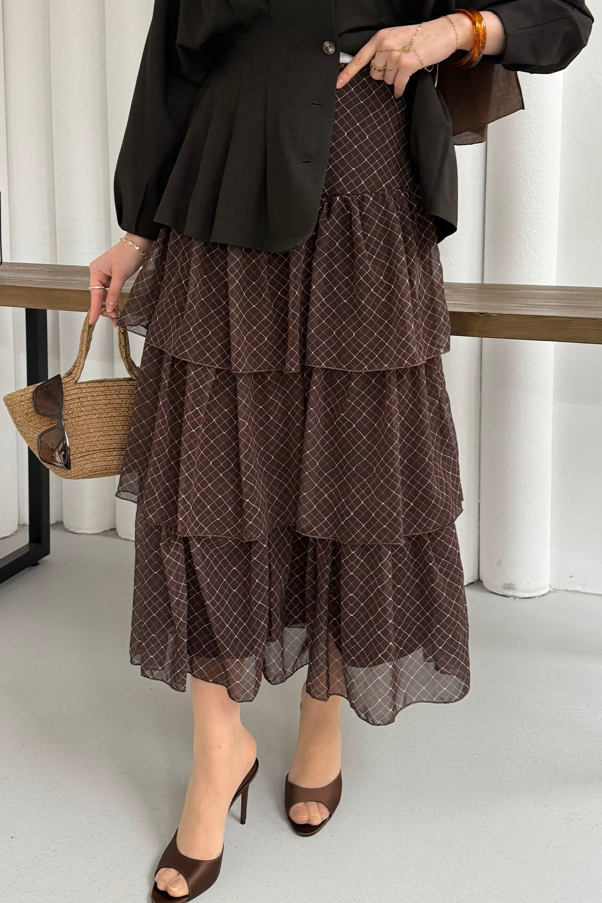 Beli Lastikli Kat Katlı Şifon Etek-KAHVERENGİ