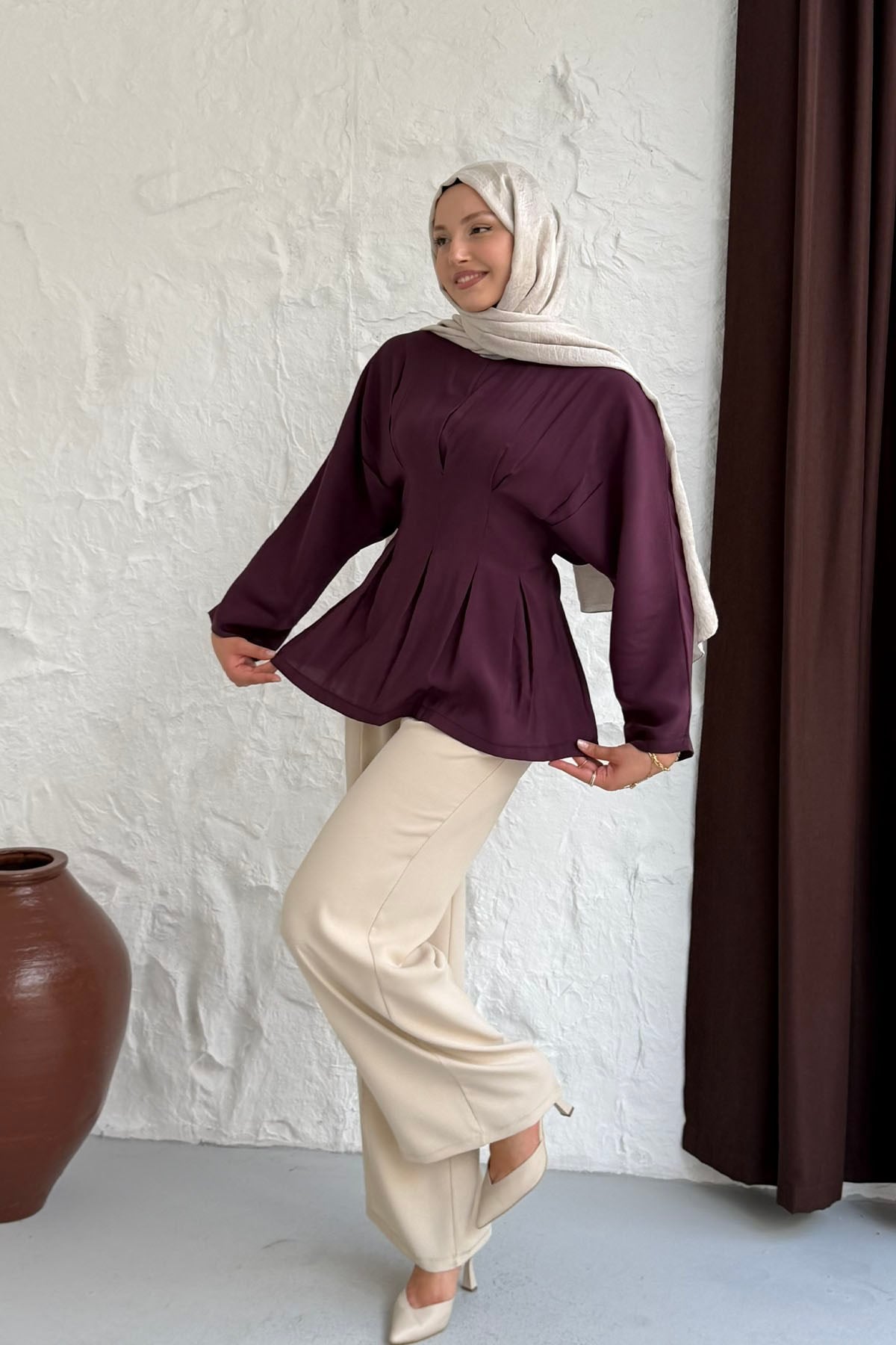 Beli Pens Detaylı Kuşaklı Bluz-MÜRDÜM
