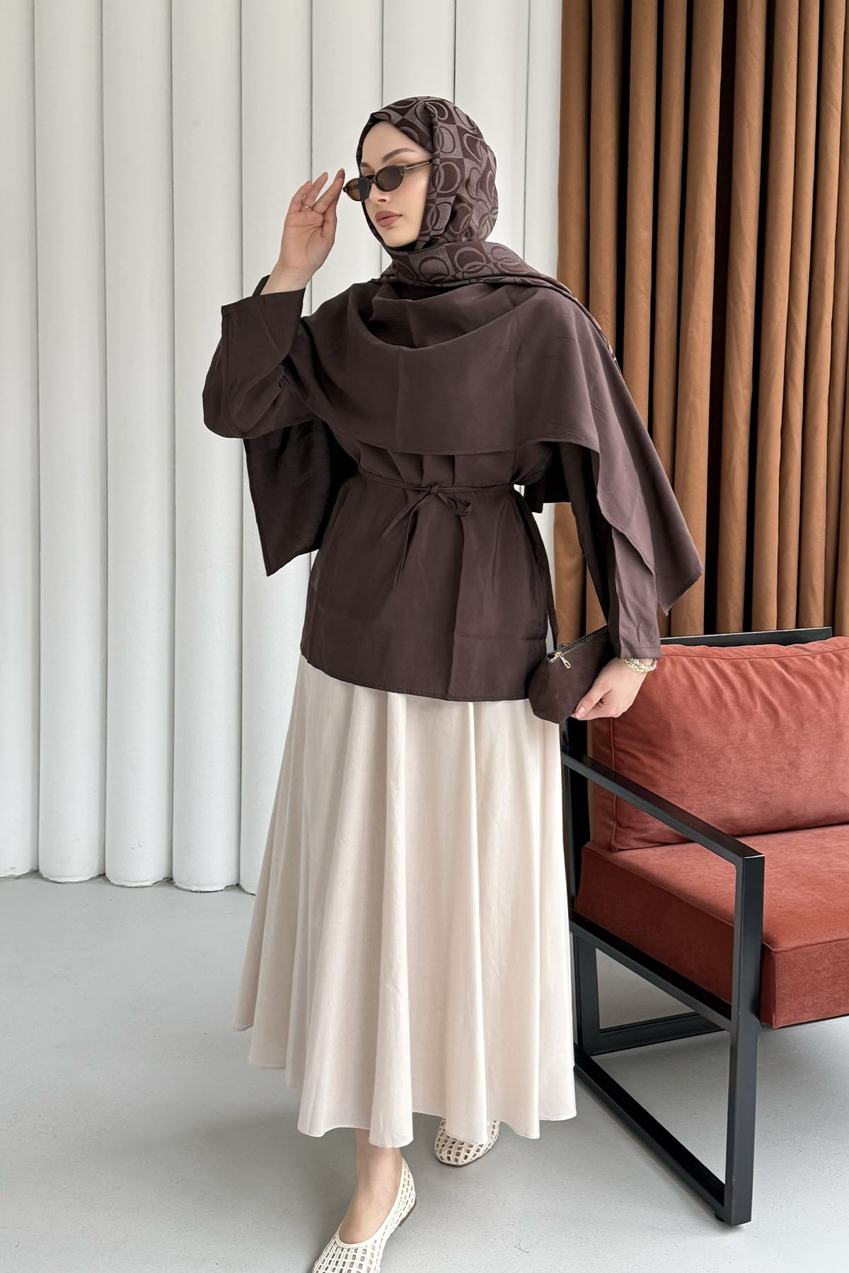 Biyeli Kemer ve Şal Detaylı Tunik-KAHVERENGİ