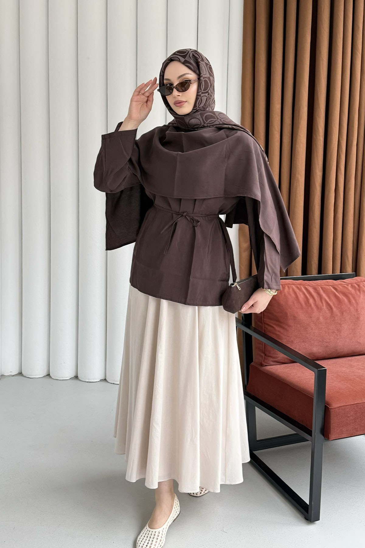 Biyeli Kemer ve Şal Detaylı Tunik-KAHVERENGİ