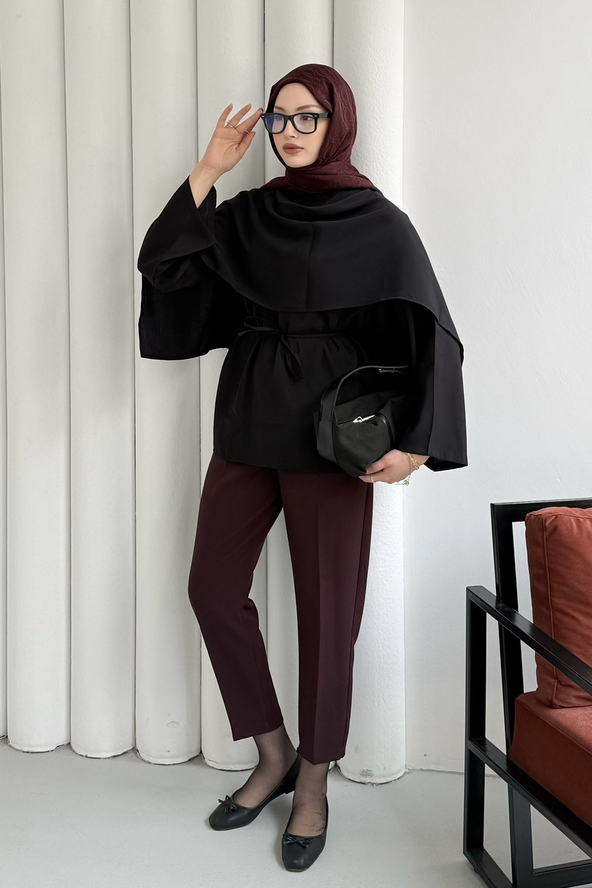 Biyeli Kemer ve Şal Detaylı Tunik-SİYAH