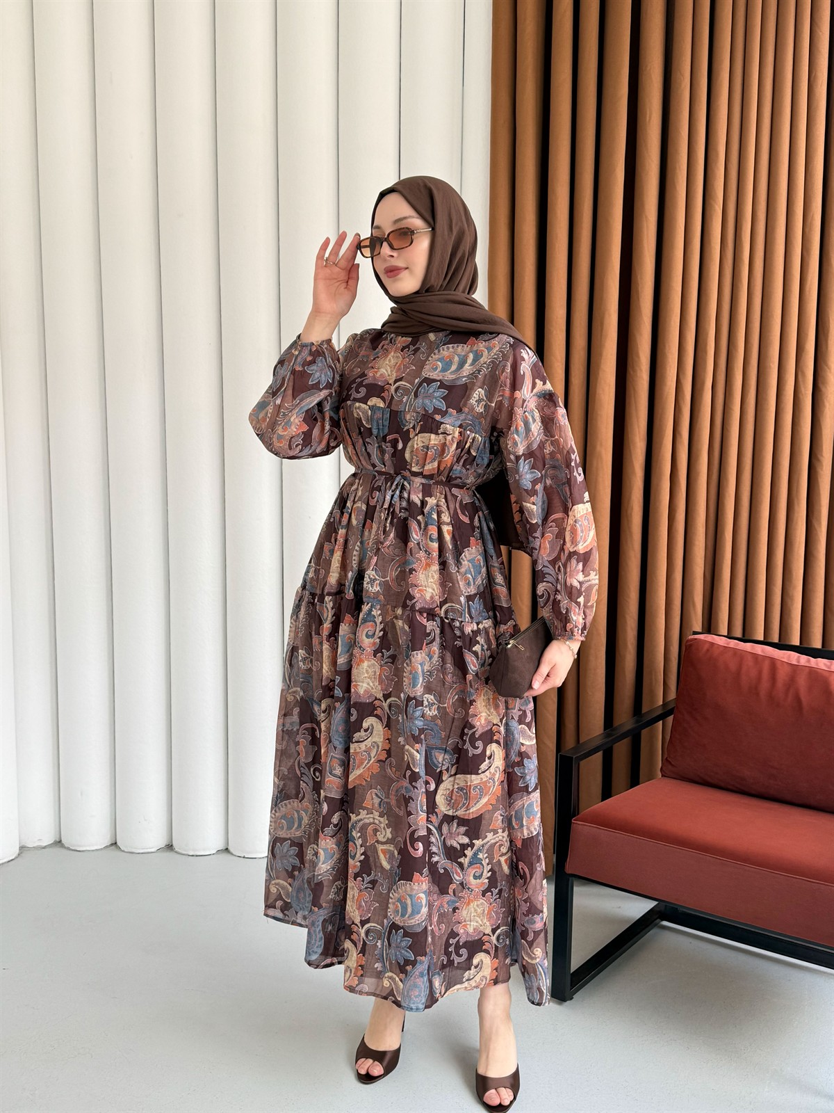 Bohem Etnik Desenli Balon Kol Astarlı Tesettür Elbise-KAHVERENGİ