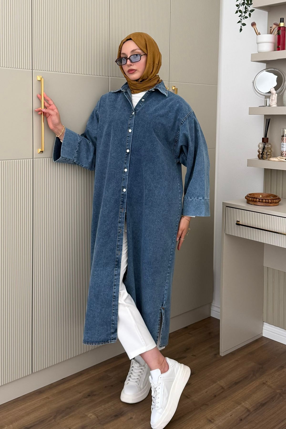 Boydan Düğmeli Denim Ara Boy Kap Gömlek-AÇIK MAVİ