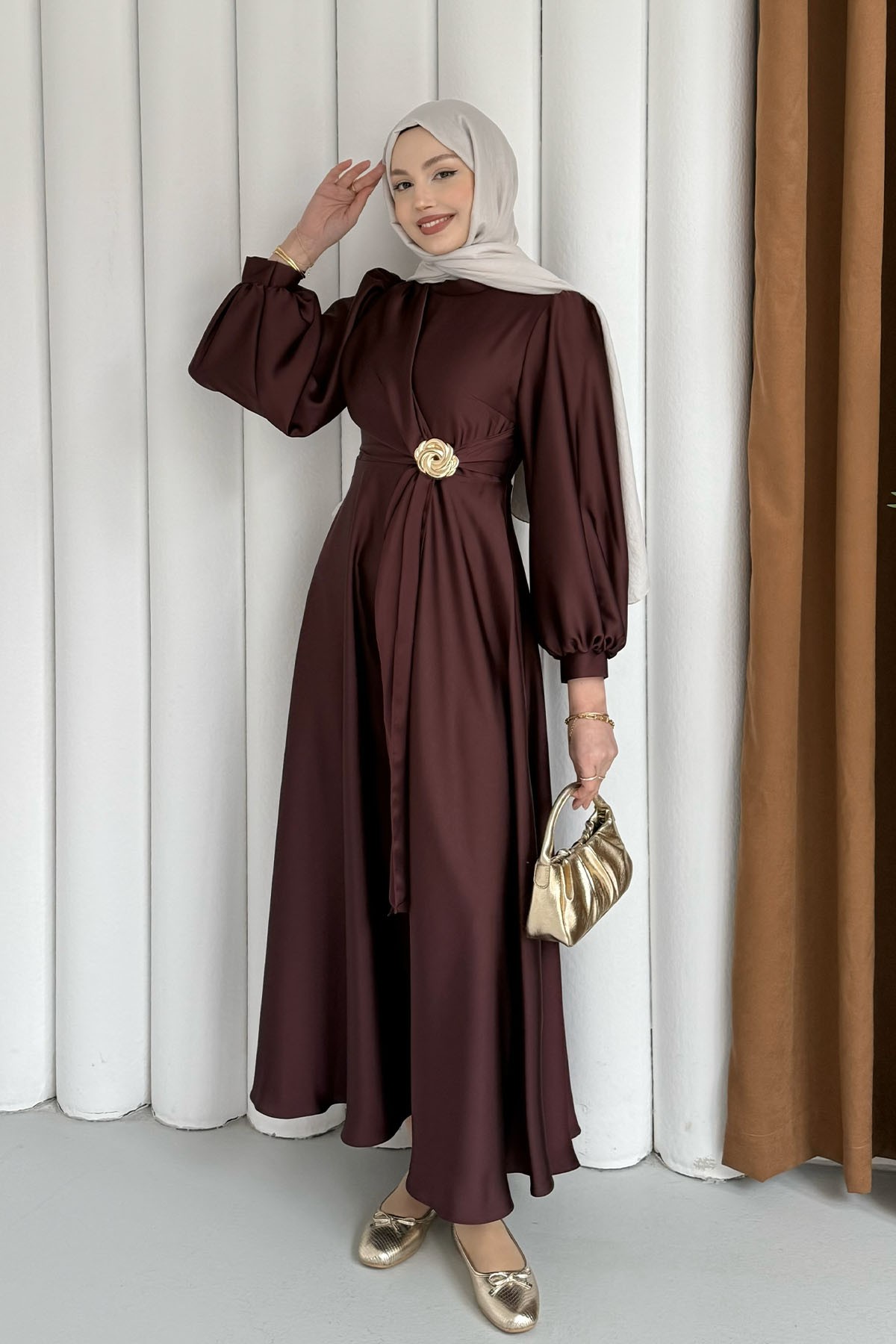 Broş Detaylı Premium Kumaş Saten Tesettür Abiye-BORDO
