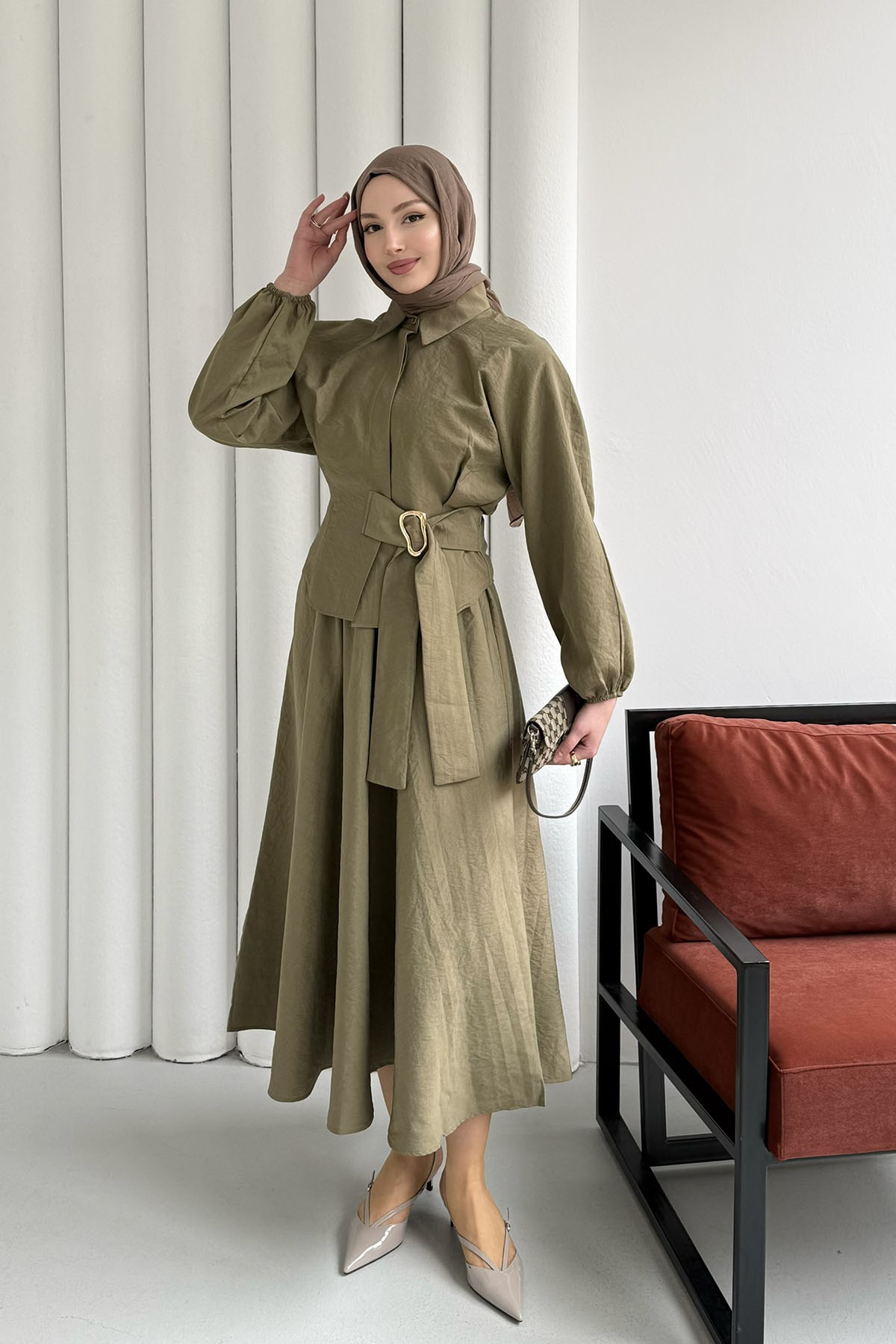 Ceket Toka Detay Paraşüt Kumaş Etekli Tesettür Takım-HAKİ YEŞİL