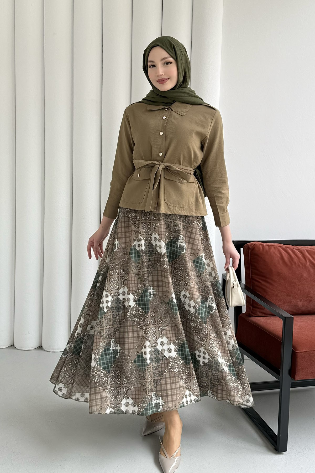 Ceketi Paraşüt Kumaş Etekli Tesettür Takım-HAKİ YEŞİL