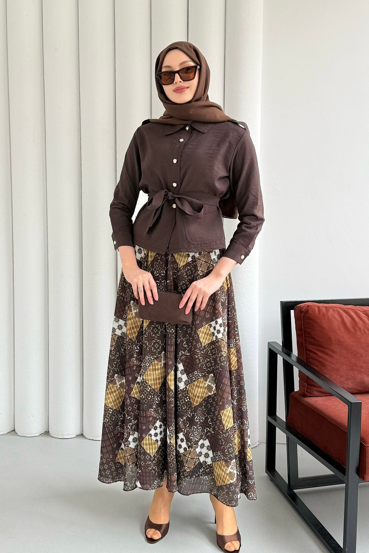 Ceketi Paraşüt Kumaş Etekli Tesettür Takım-KAHVERENGİ