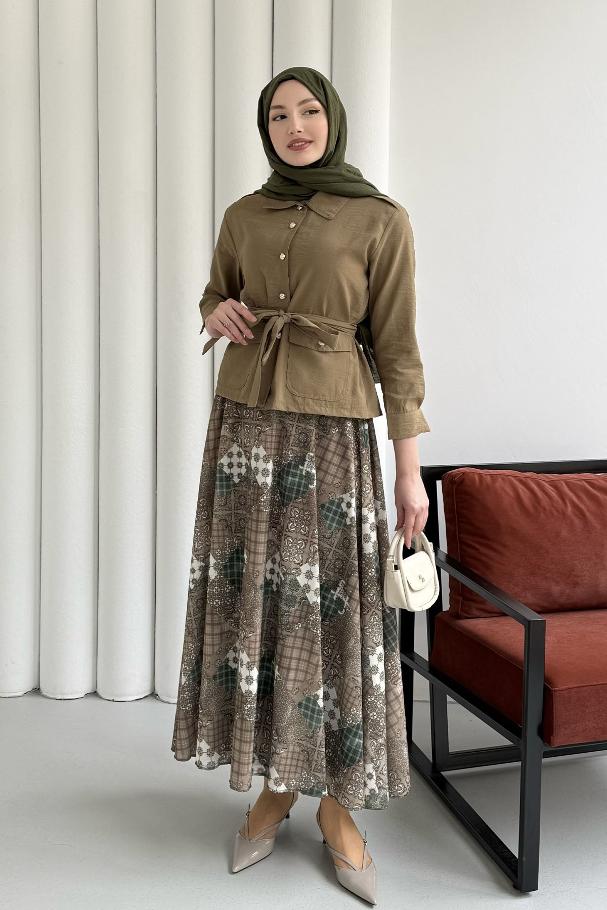 Ceketi Paraşüt Kumaş Etekli Tesettür Takım-HAKİ YEŞİL