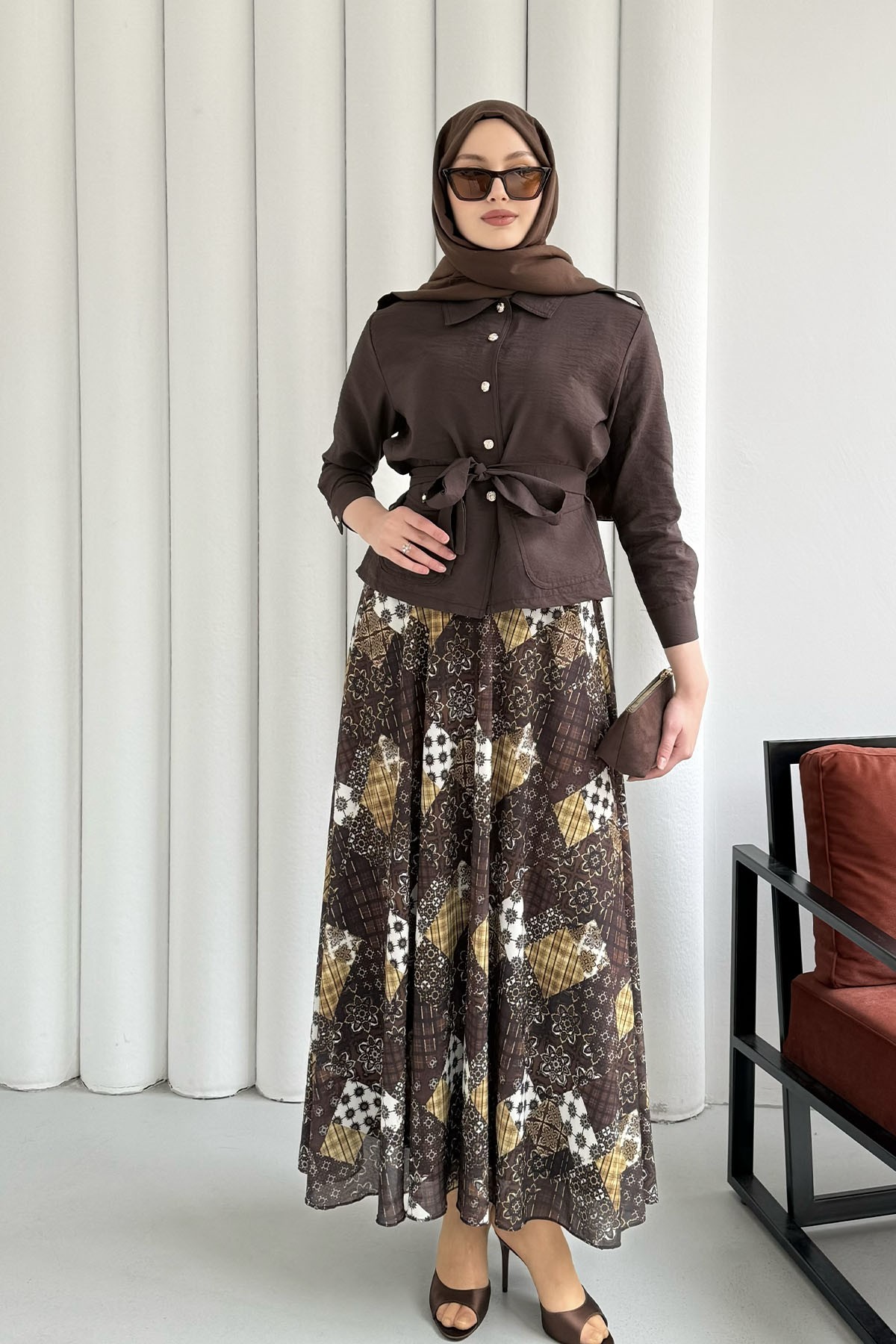 Ceketi Paraşüt Kumaş Etekli Tesettür Takım-KAHVERENGİ