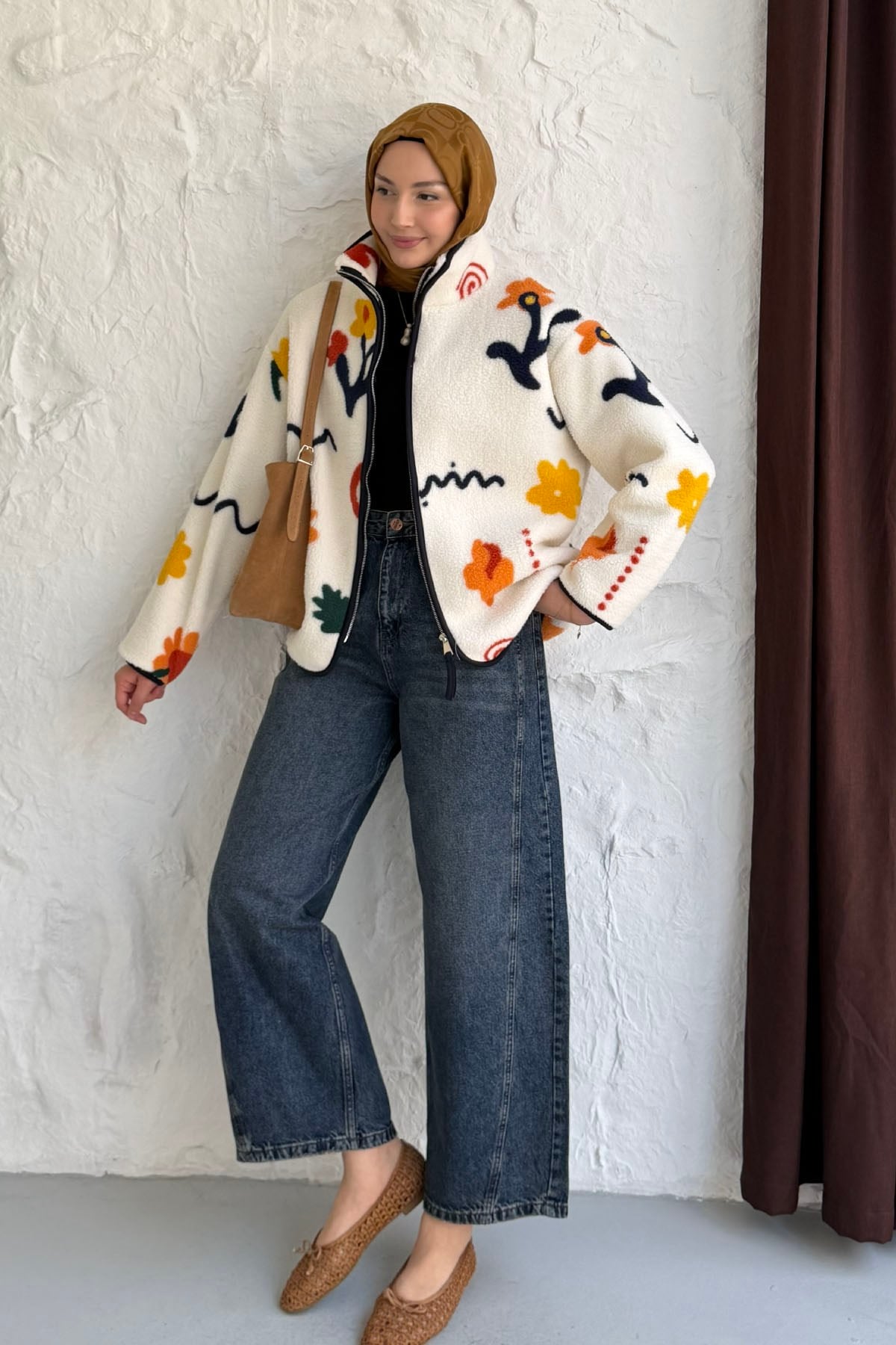 Çiçek Desenli Fermuarlı Peluş Polar Sweatshirt-EKRU