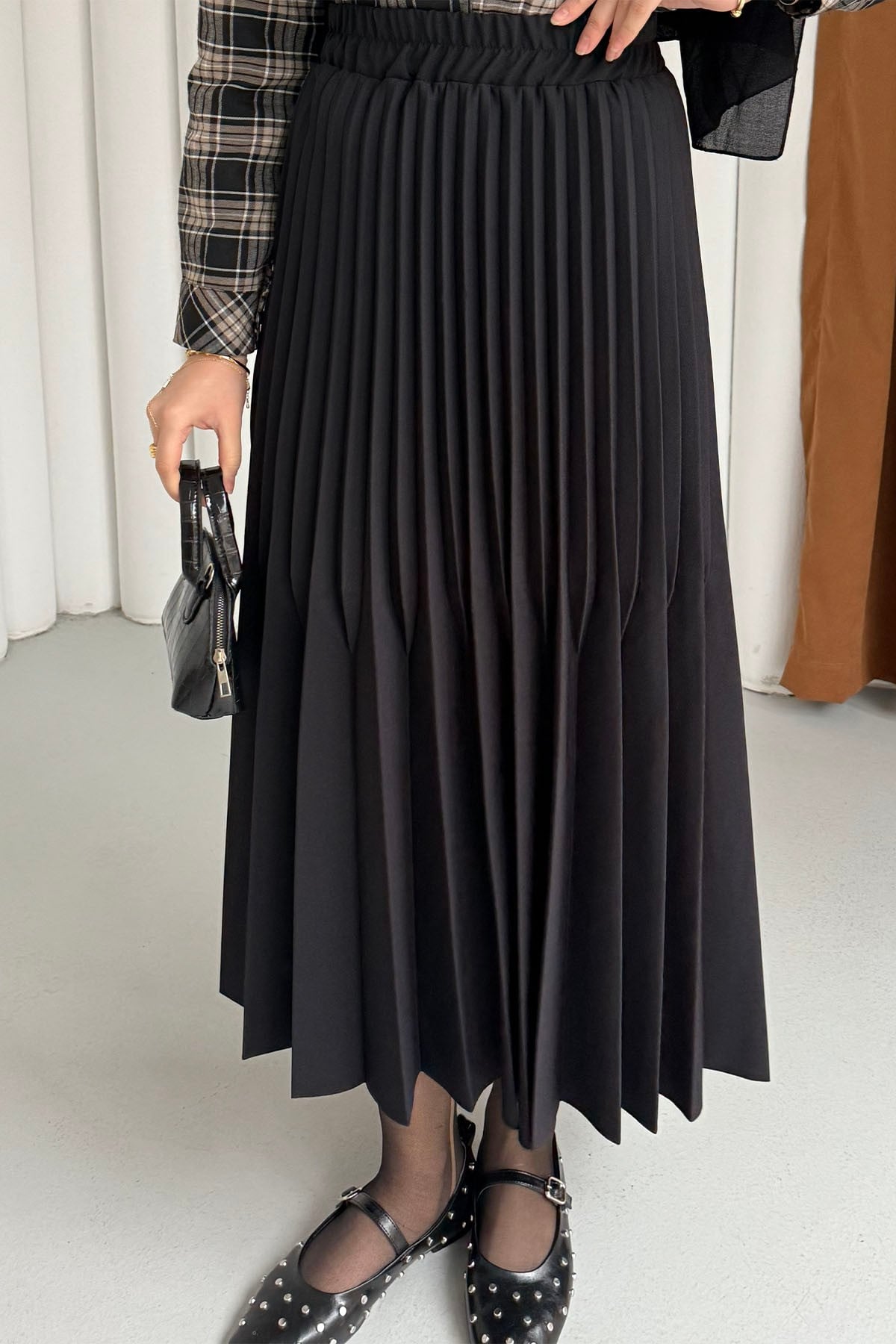 Çift Pilise Detaylı Tesettür Uzun Etek-SİYAH