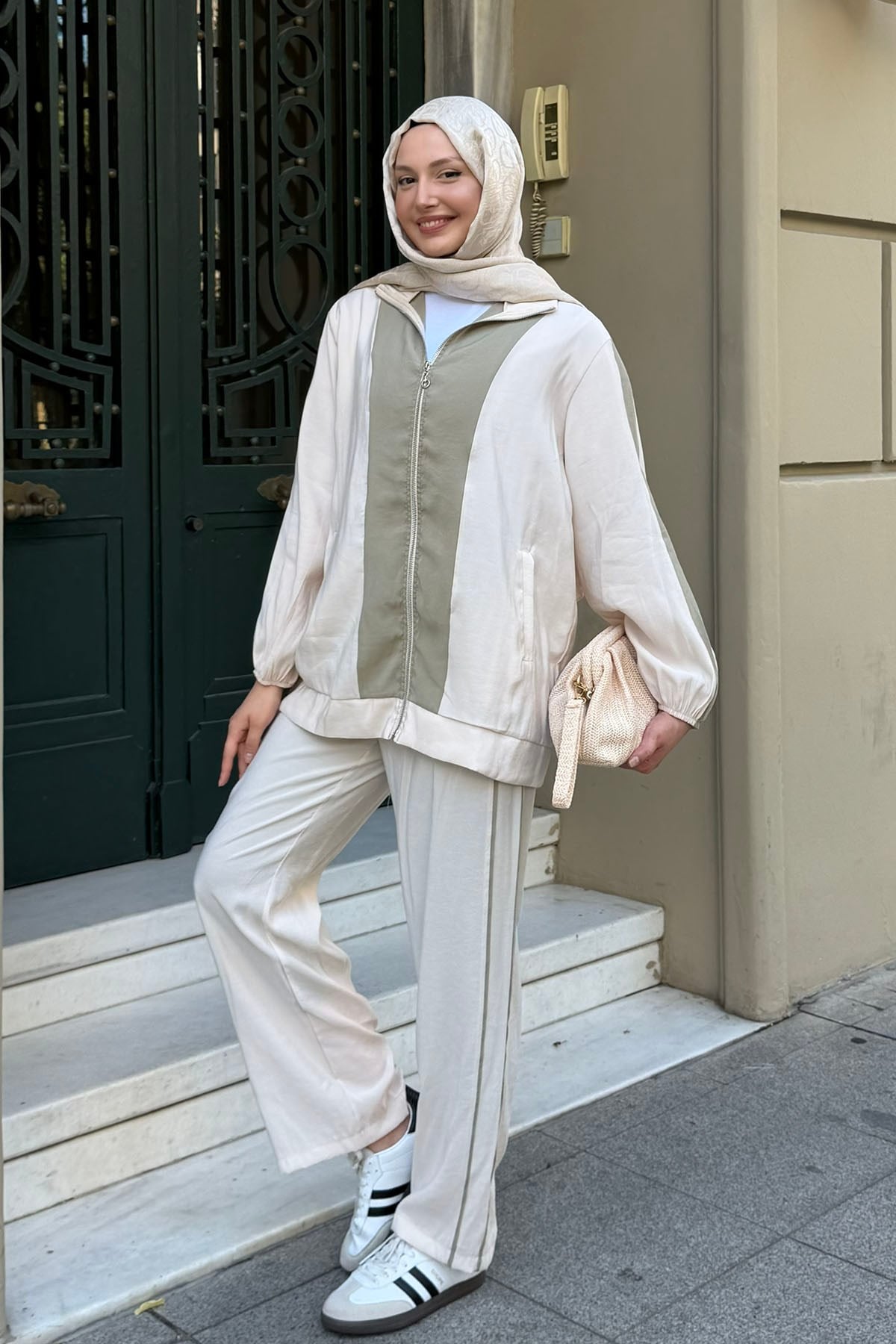 Çift Renk Şerit Detaylı Pantolonlu Tesettür Takım-MİNT YEŞİLİ