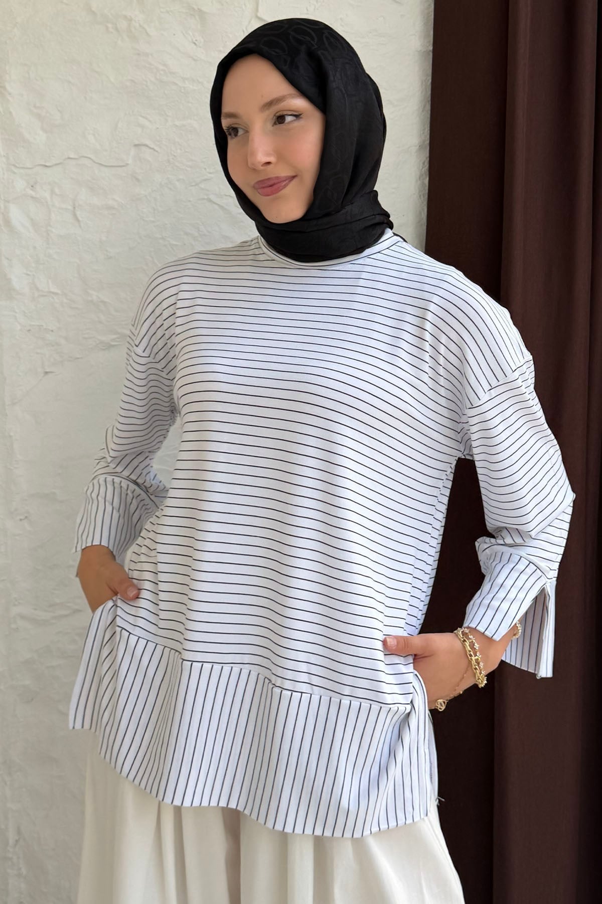 Çizgili Bisiklet Yaka Oversize Sweatshirt-BEYAZ
