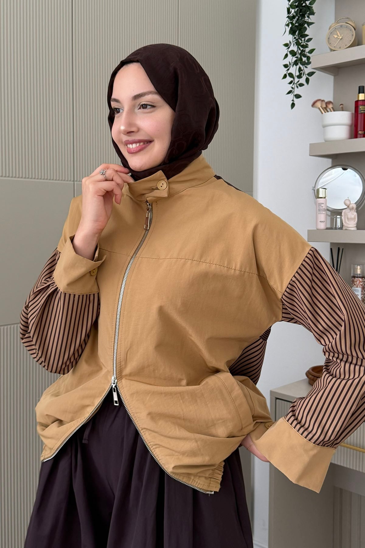 Çizgili Ve Pötikare Detaylı Ceket Trençkot-CAMEL