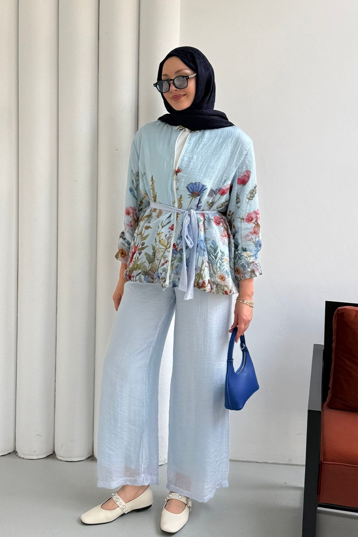 Dallı Çiçek Desenli Modal Pantolonlu Tesettür Takım-BEBE MAVİ