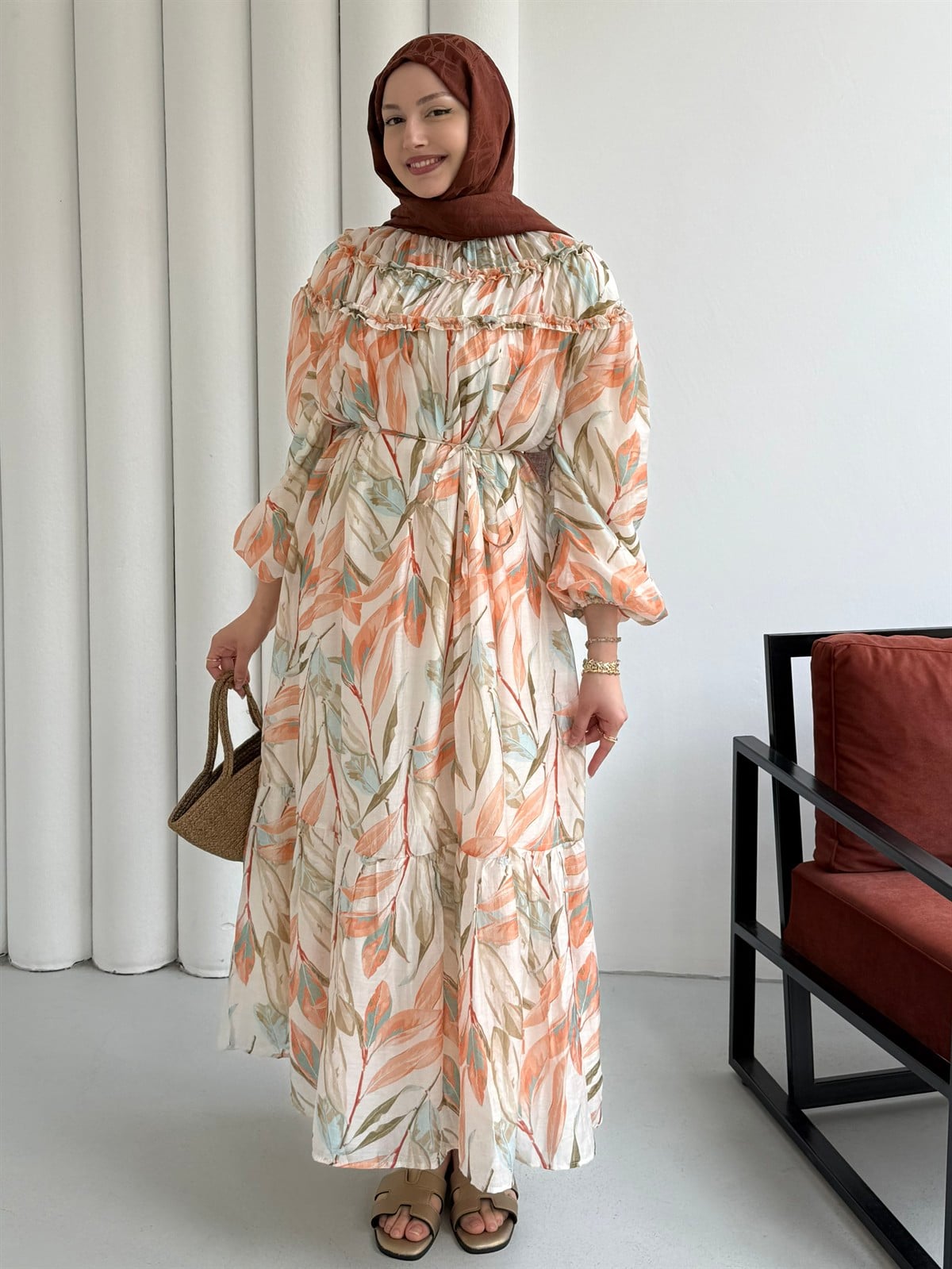 Dijital Baskı Desen Fırfırlı Tesettür Elbise-HAKİ YEŞİL
