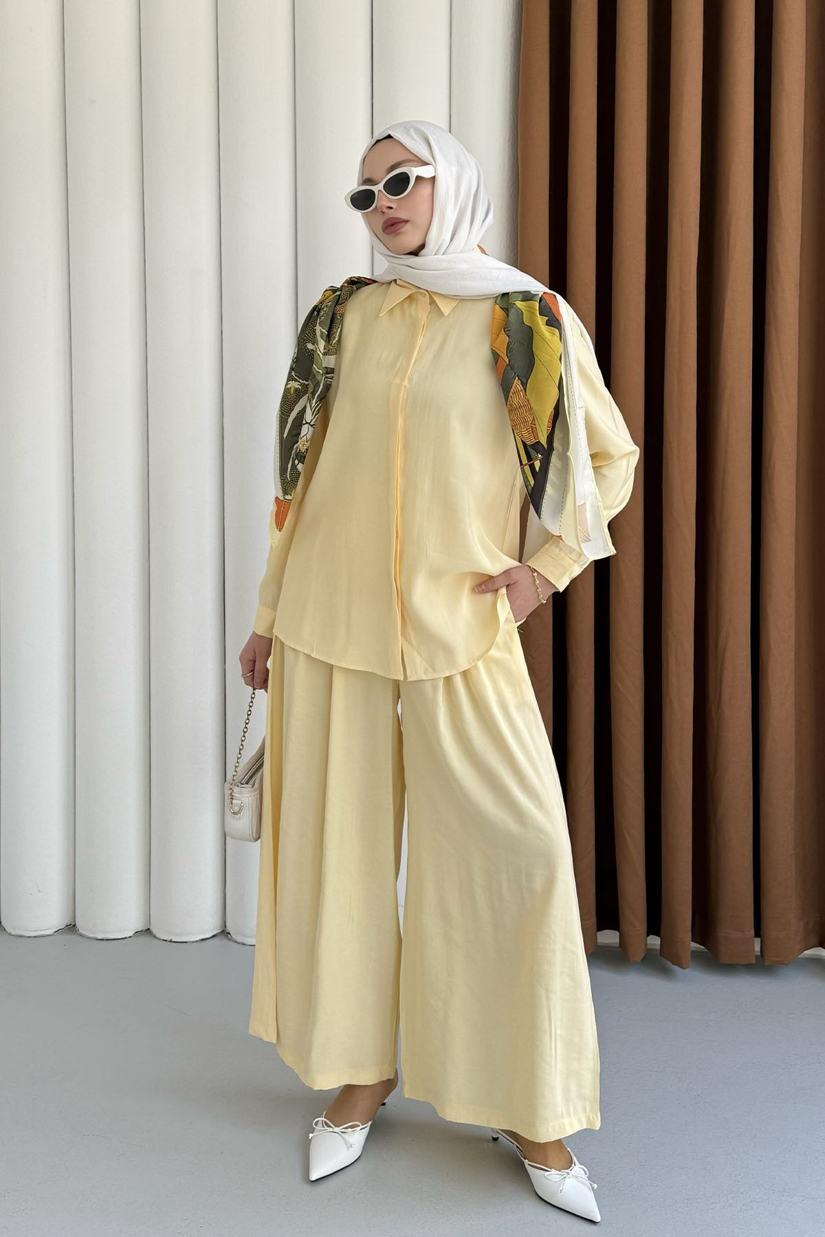 Efsun Şal Detaylı Pantolon Tesettür Takım-SARI