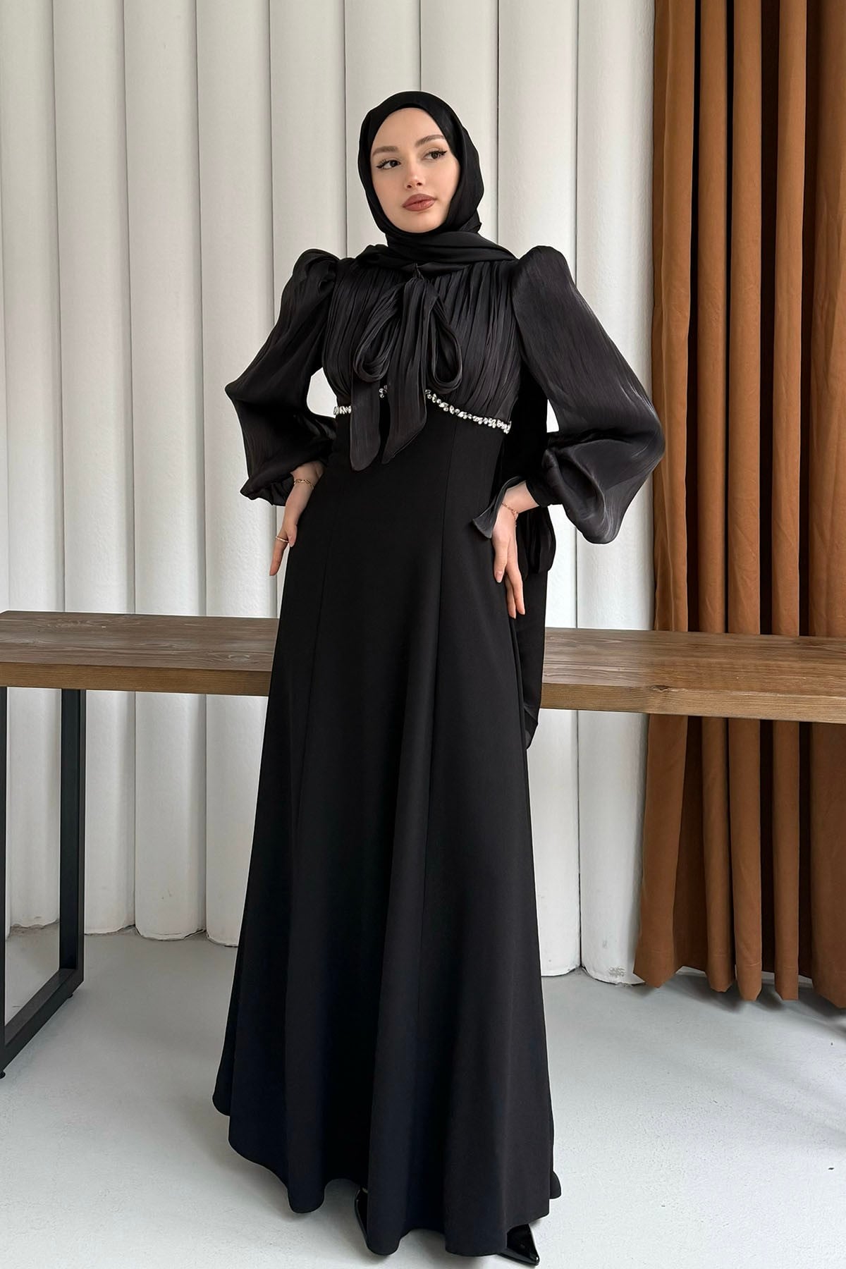 Elegance Taş Detaylı Balon Kol Tesettür Abiye-SİYAH