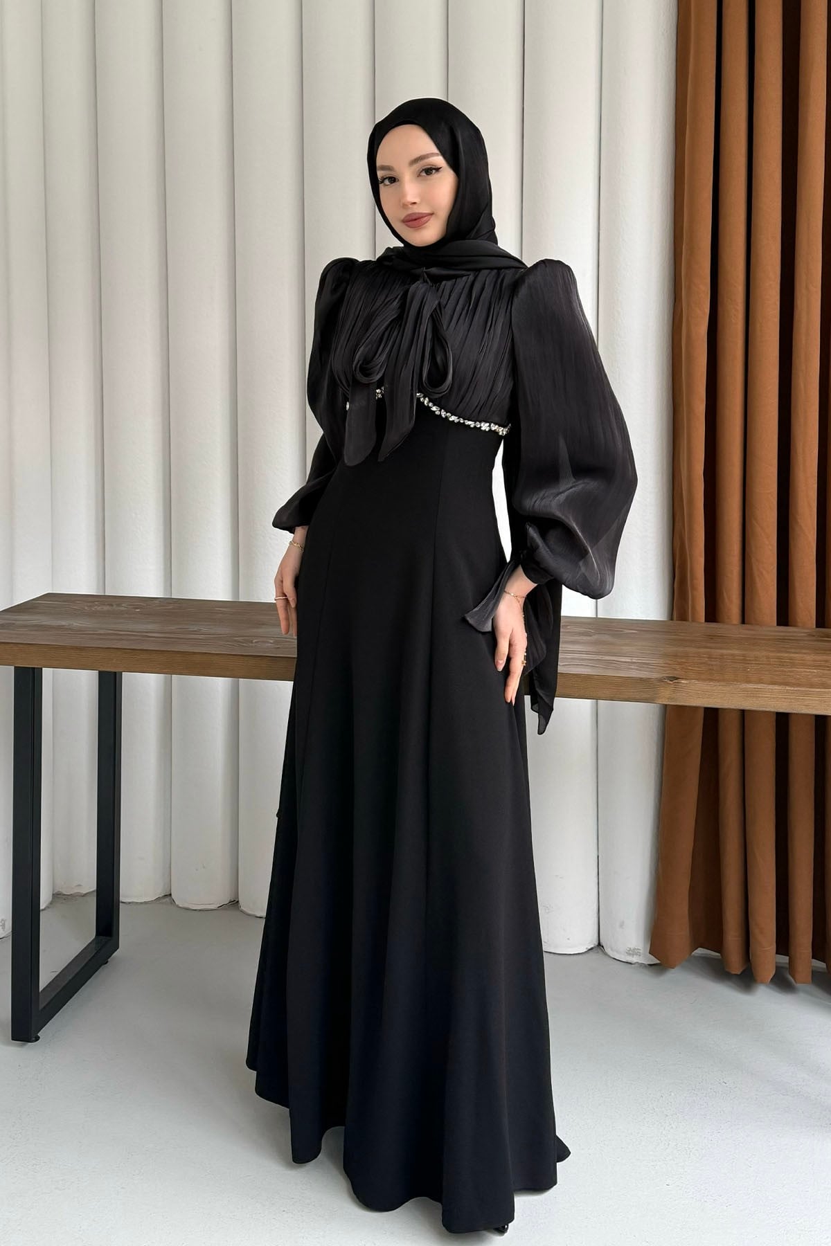 Elegance Taş Detaylı Balon Kol Tesettür Abiye-SİYAH