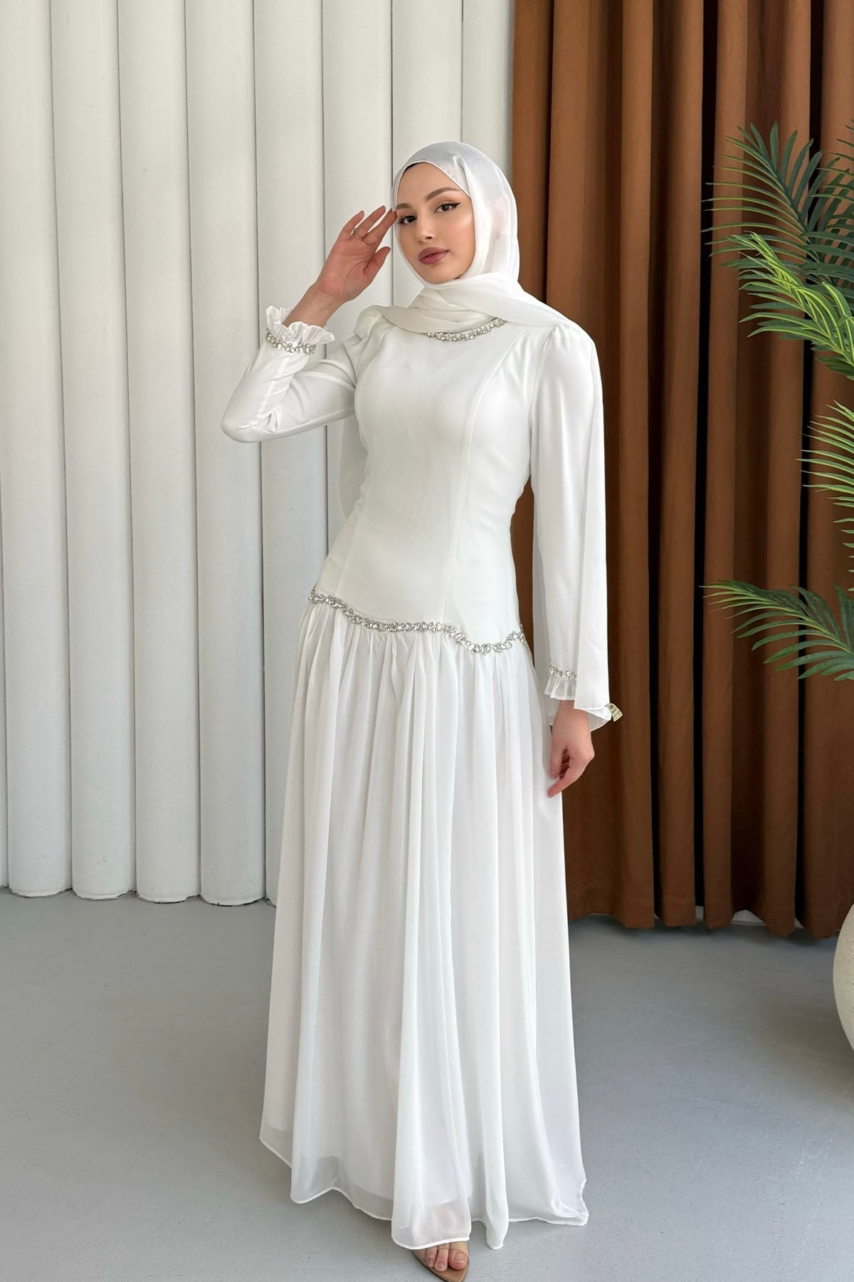 Elira Bel Ve Kol Taş İşlemeli Etek Şifon Tesettür Abiye-BEYAZ