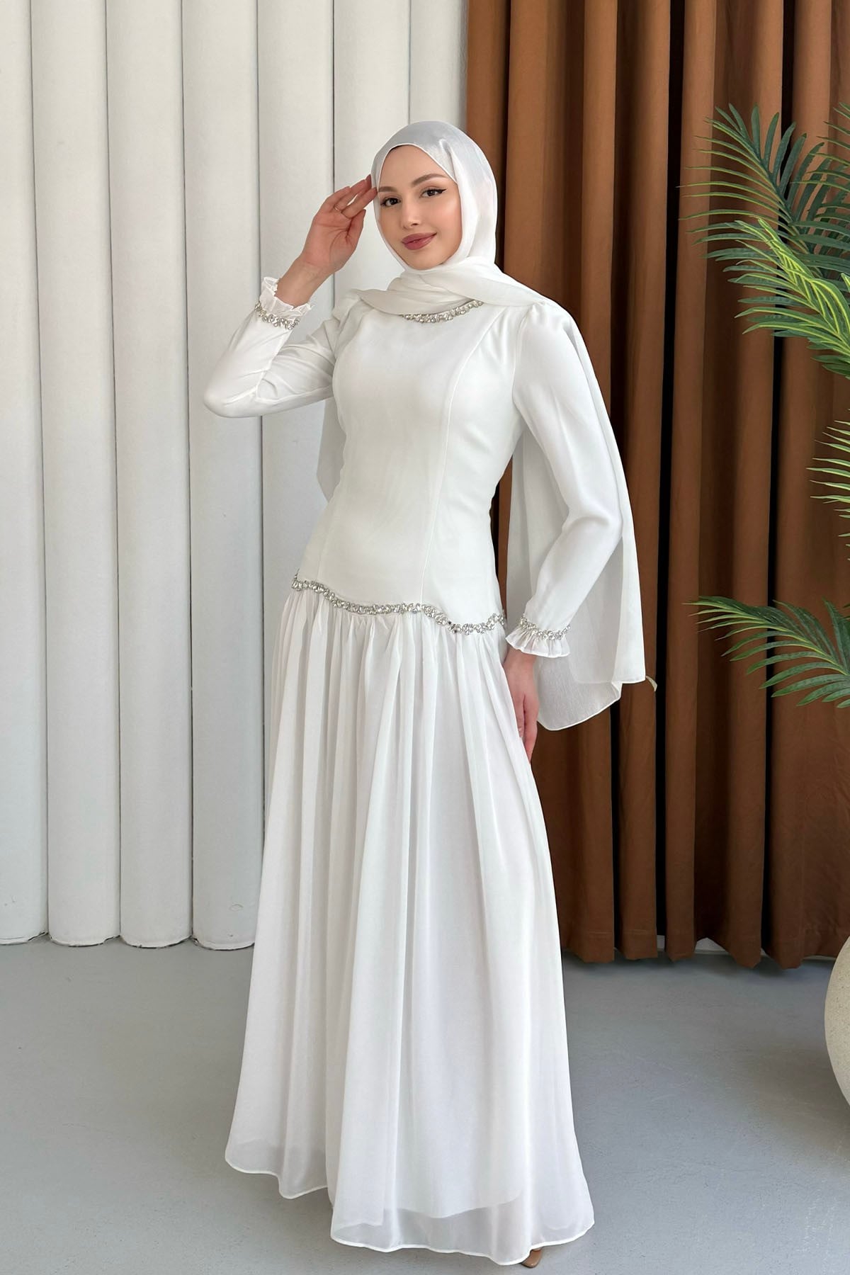 Elira Bel Ve Kol Taş İşlemeli Etek Şifon Tesettür Abiye-BEYAZ