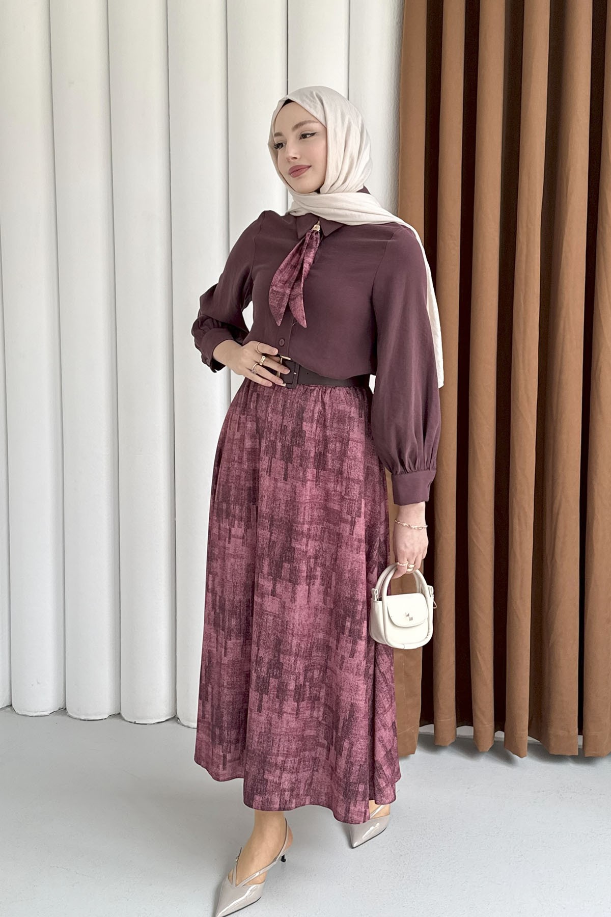 Etek Desenli Fular Yaka Tesettür Takım-BORDO