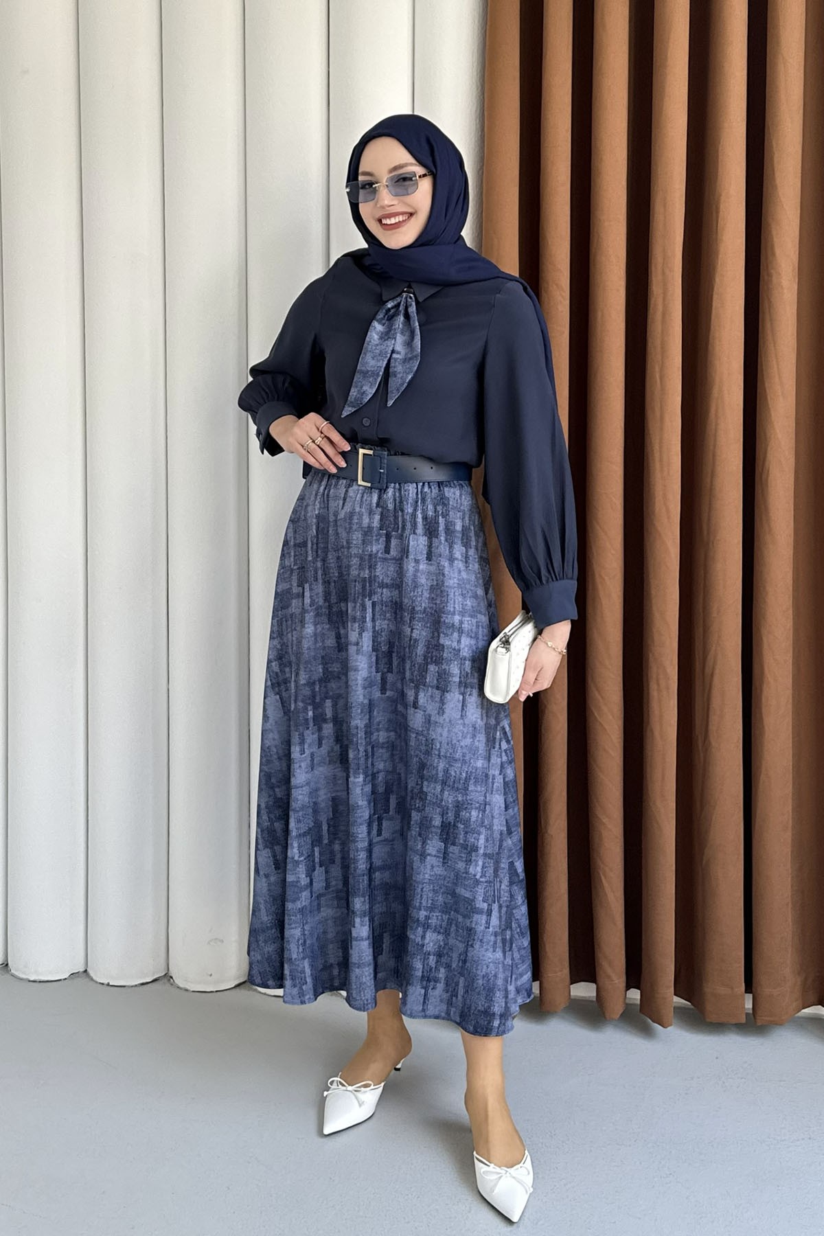 Etek Desenli Fular Yaka Tesettür Takım-LACİVERT