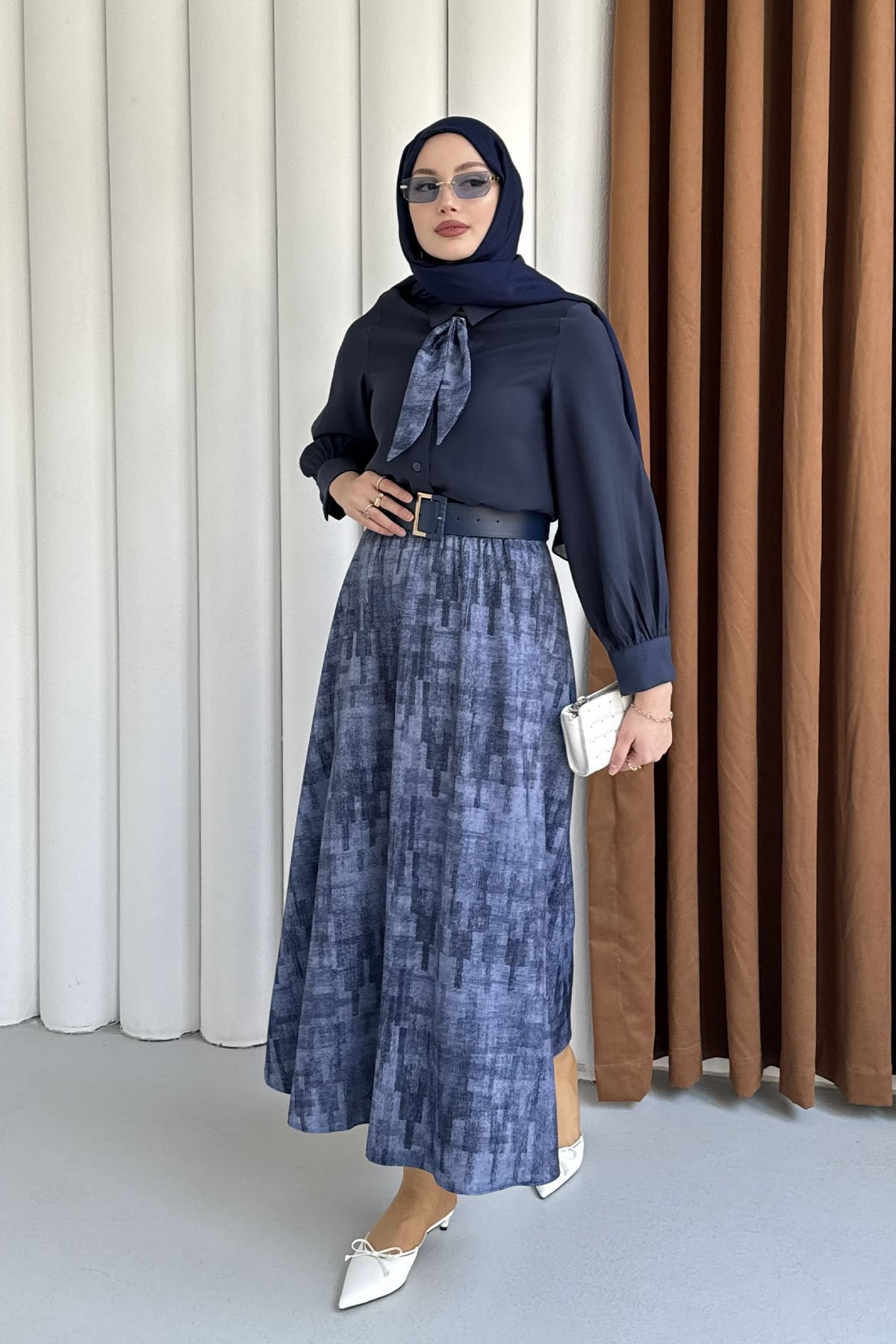 Etek Desenli Fular Yaka Tesettür Takım-LACİVERT