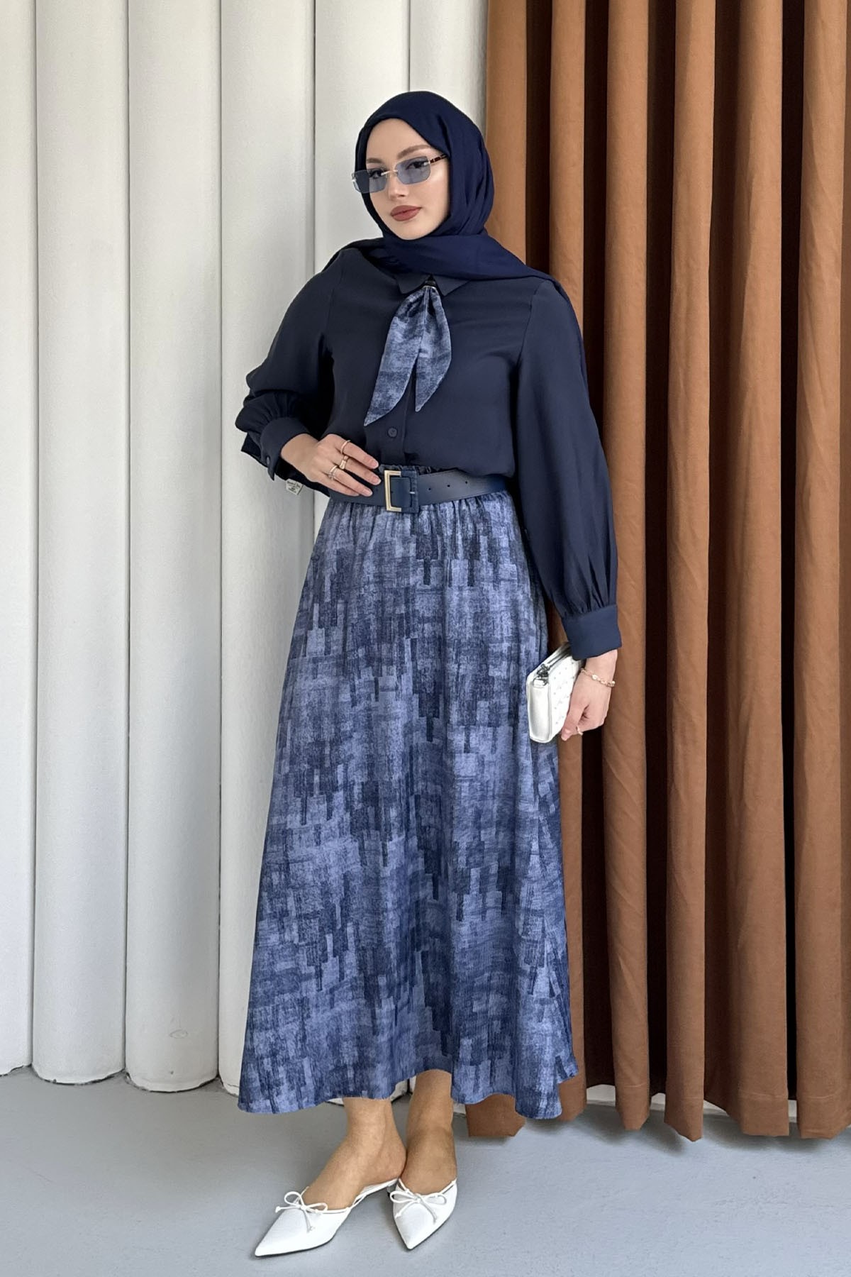 Etek Desenli Fular Yaka Tesettür Takım-LACİVERT