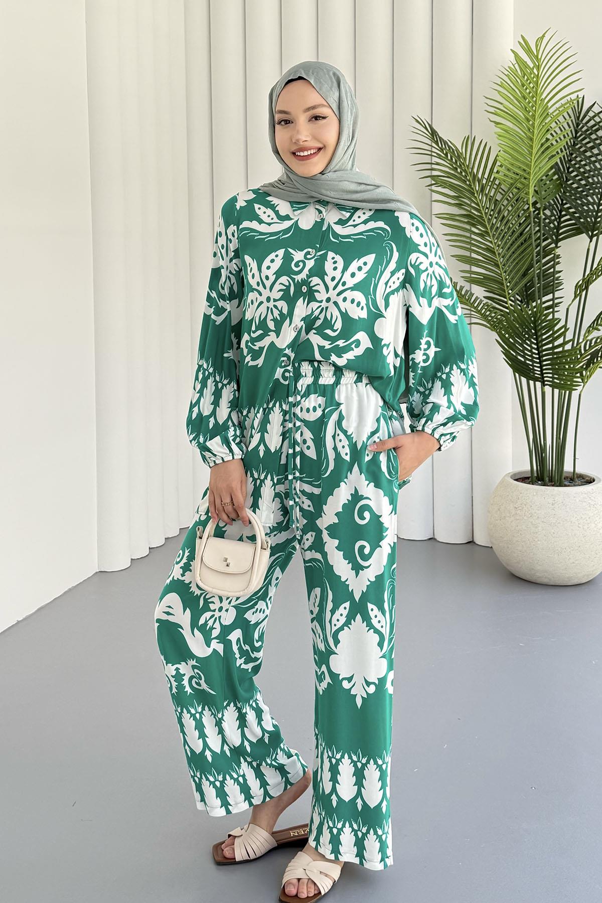 Etnik Desenli Viskon Kumaş Tesettür Takım-YEŞİL