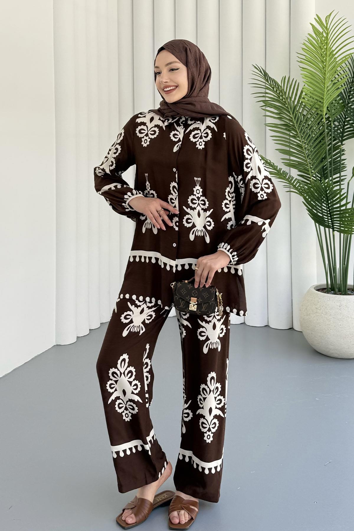 Etnik Desenli  Viskon Kumaş Tesettür Takım-KAHVERENGİ