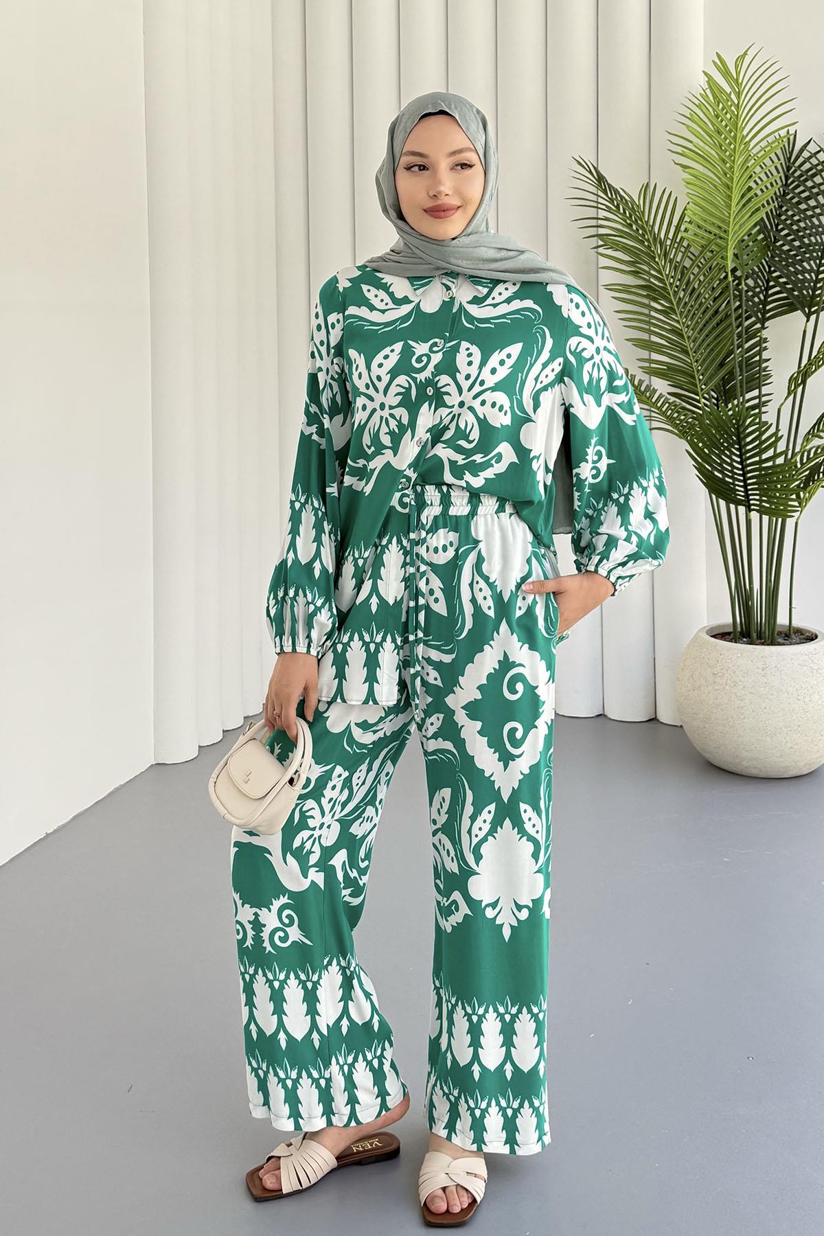 Etnik Desenli Viskon Kumaş Tesettür Takım-YEŞİL