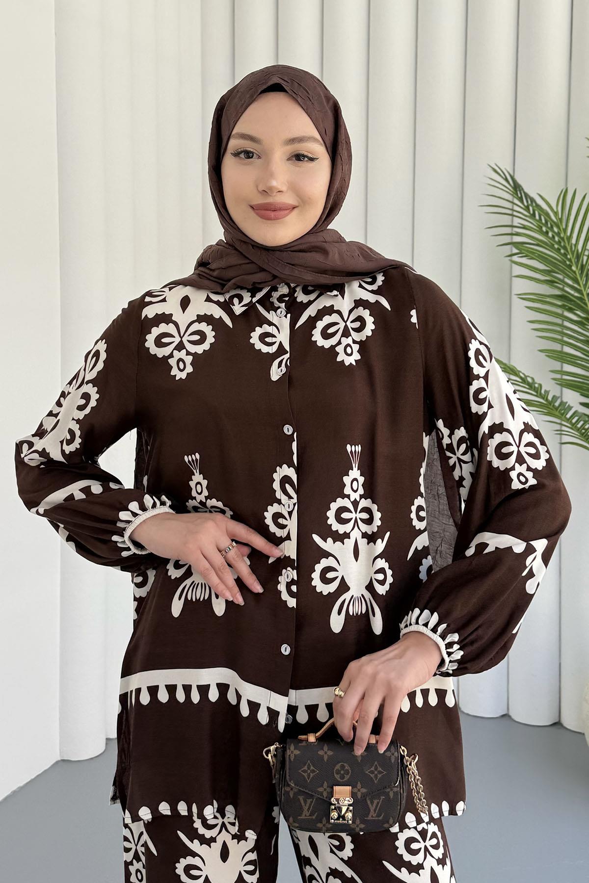 Etnik Desenli  Viskon Kumaş Tesettür Takım-KAHVERENGİ