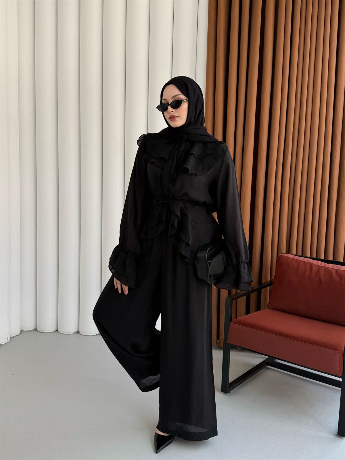 Fırfır Detaylı Bağlamalı Pantolon Tesettür Takım-SİYAH