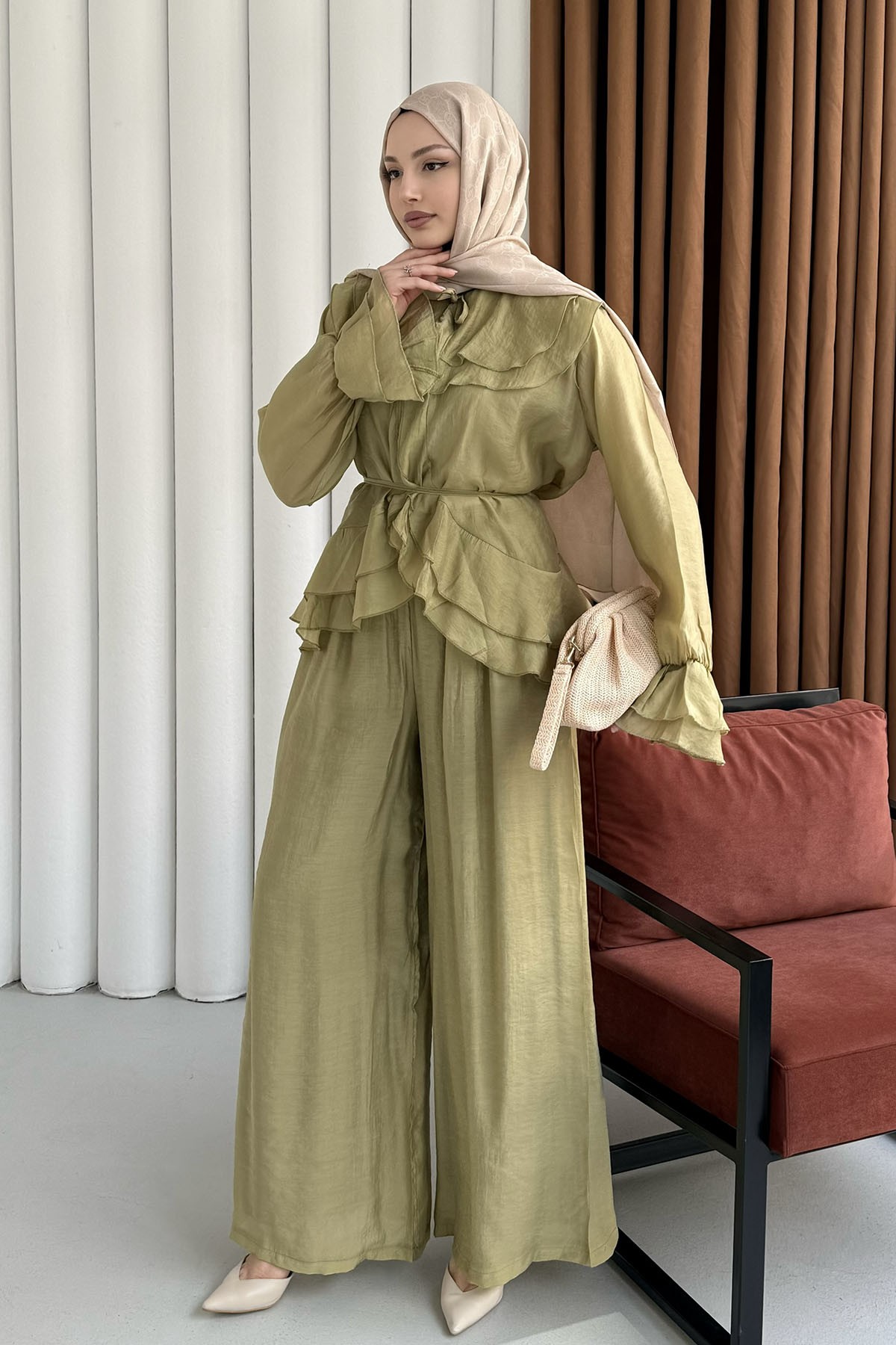 Fırfır Detaylı Bağlamalı Pantolon Tesettür Takım-YAĞ YEŞİLİ