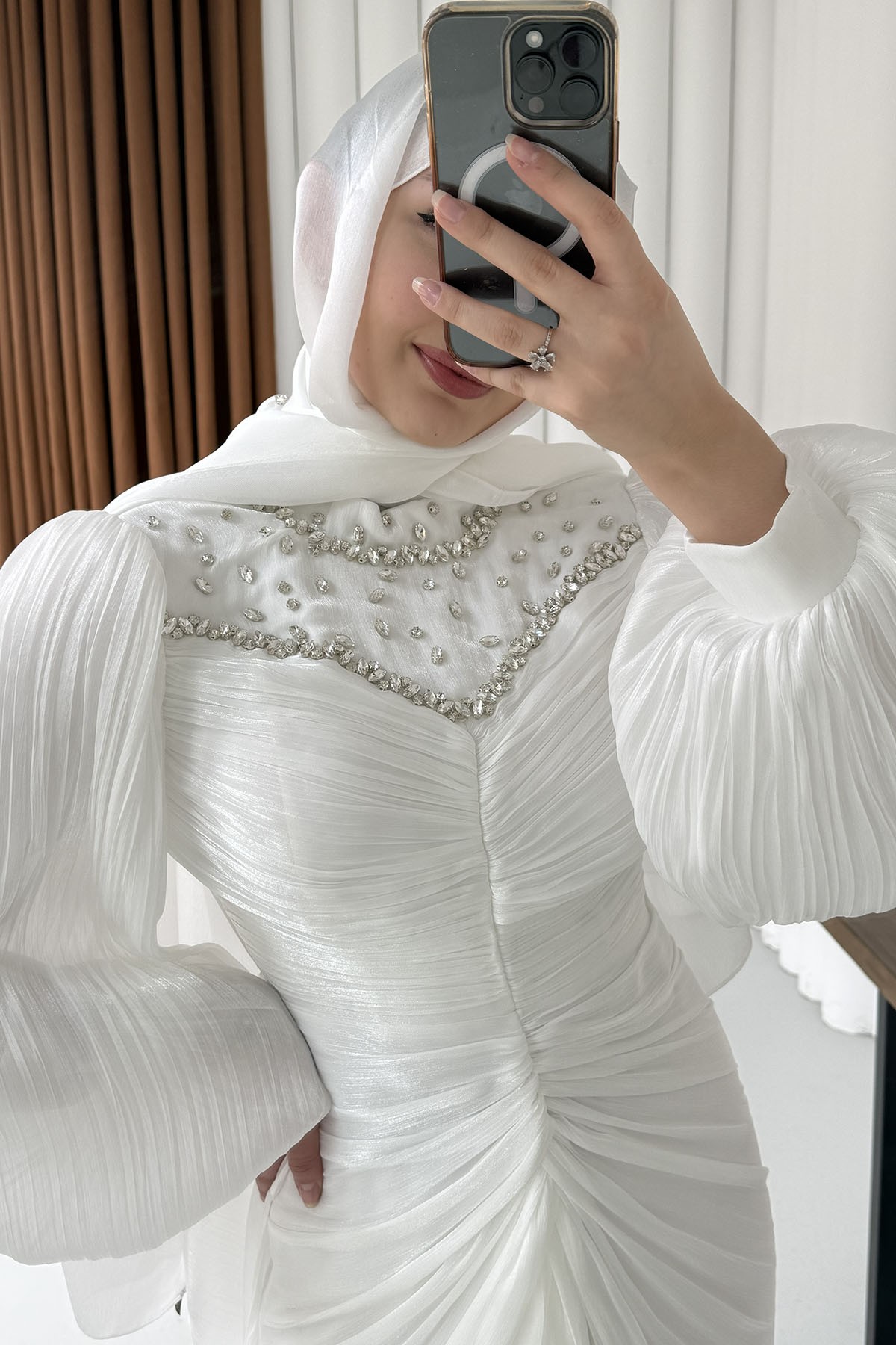 Florenza Önü Taşlı Büzgülü Tesettür Abiye-BEYAZ