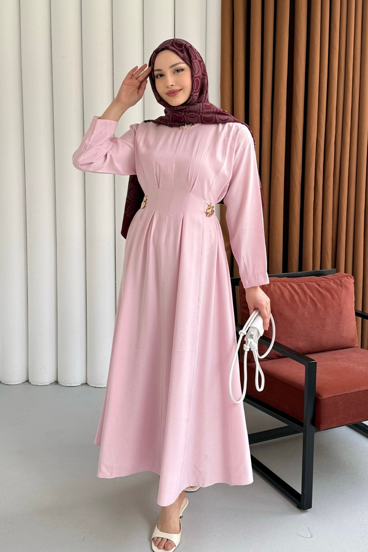 Gold Broş Bel Detaylı Tesettür Elbise-PEMBE