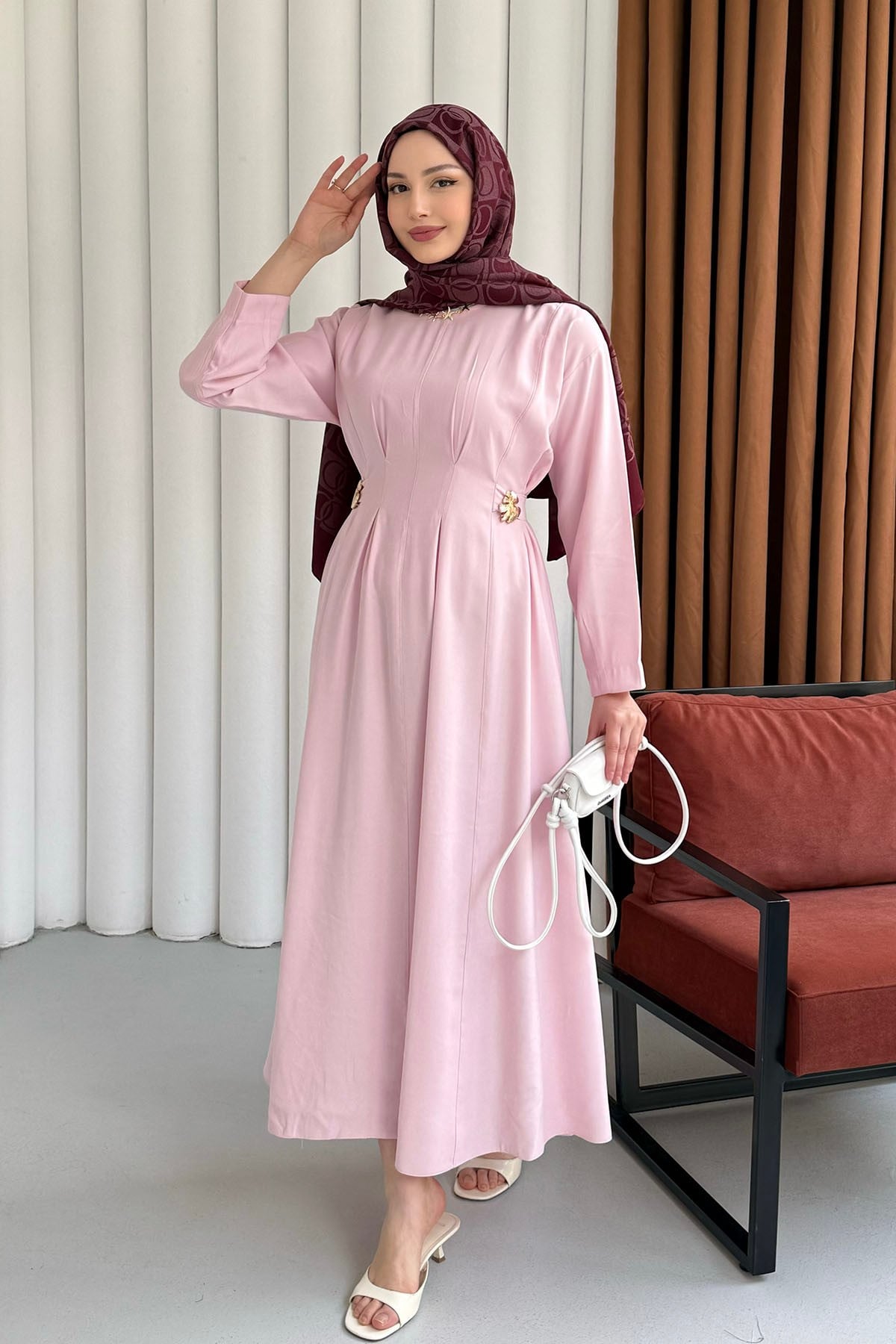 Gold Broş Bel Detaylı Tesettür Elbise-PEMBE